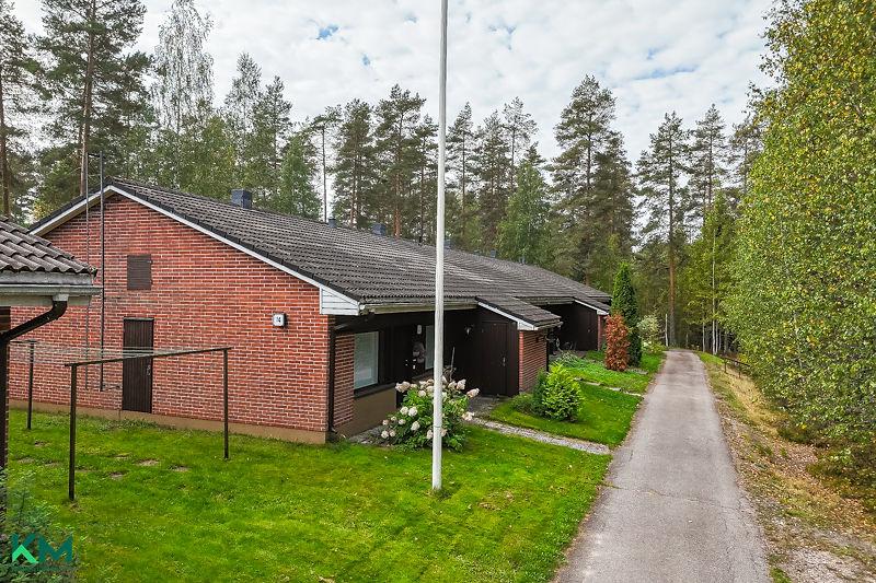 Laulurastaantie 14, Nastola-Villähde, Lahti