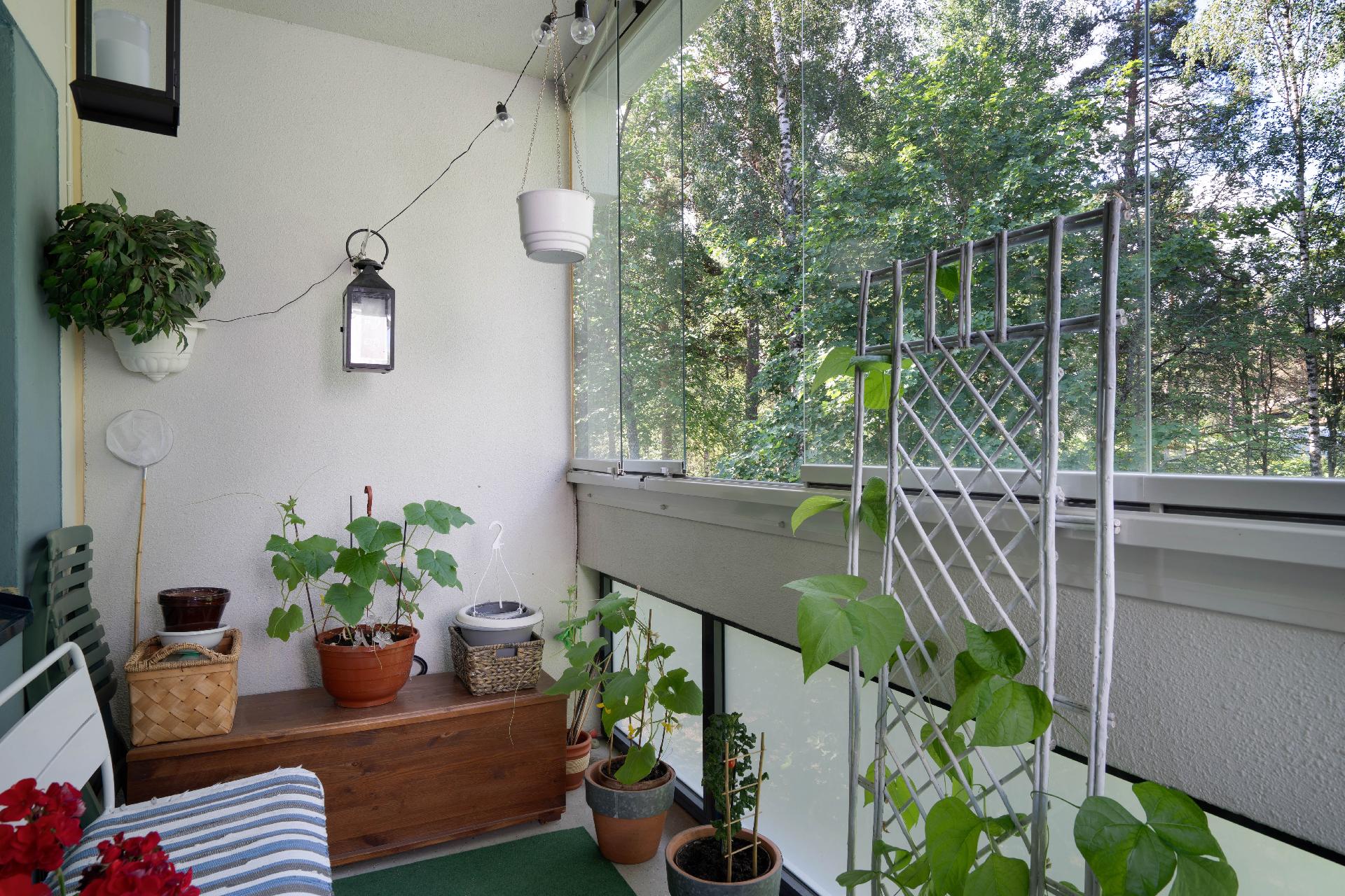 Ristiaallokonkatu 6, Kivenlahti, Espoo