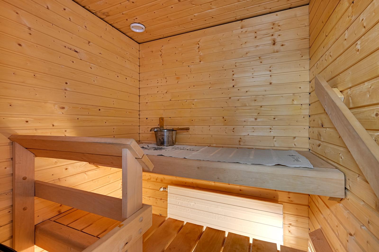 Järnefeltinkatu 11, Keskusta, Järvenpää