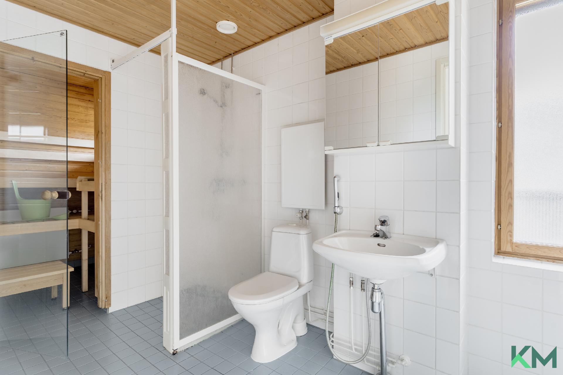 Aapramintie 6, Kaivoksela, Vantaa