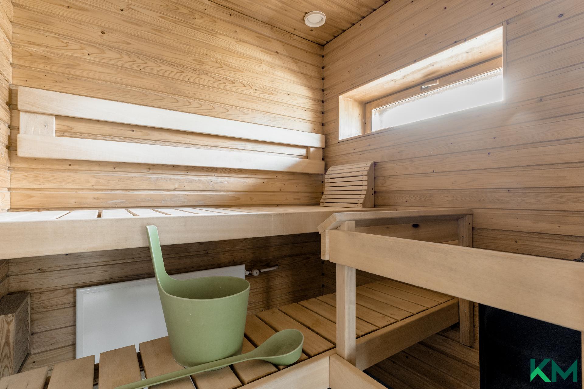 Aapramintie 6, Kaivoksela, Vantaa