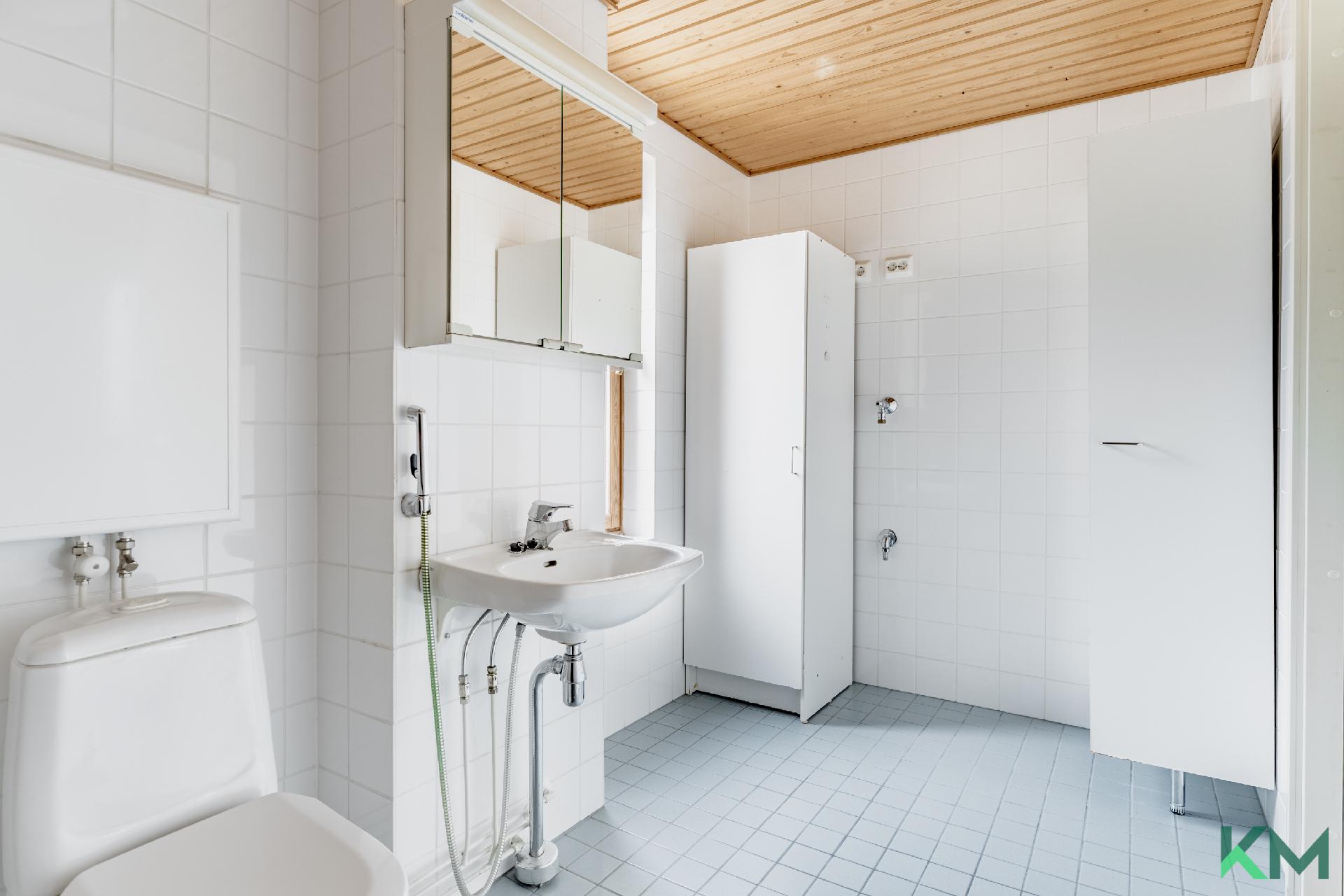 Aapramintie 6, Kaivoksela, Vantaa