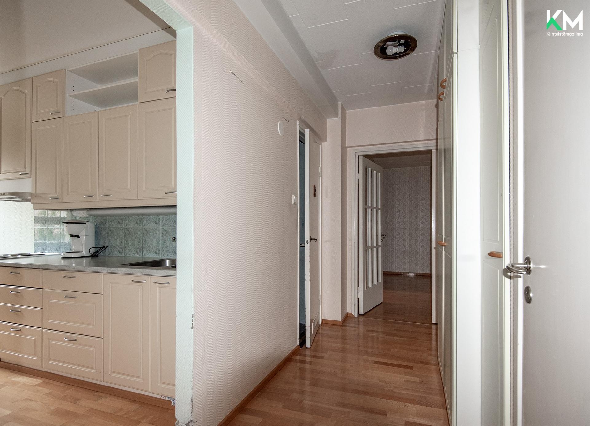 Tiilentekijänkatu 5, Martti, Turku