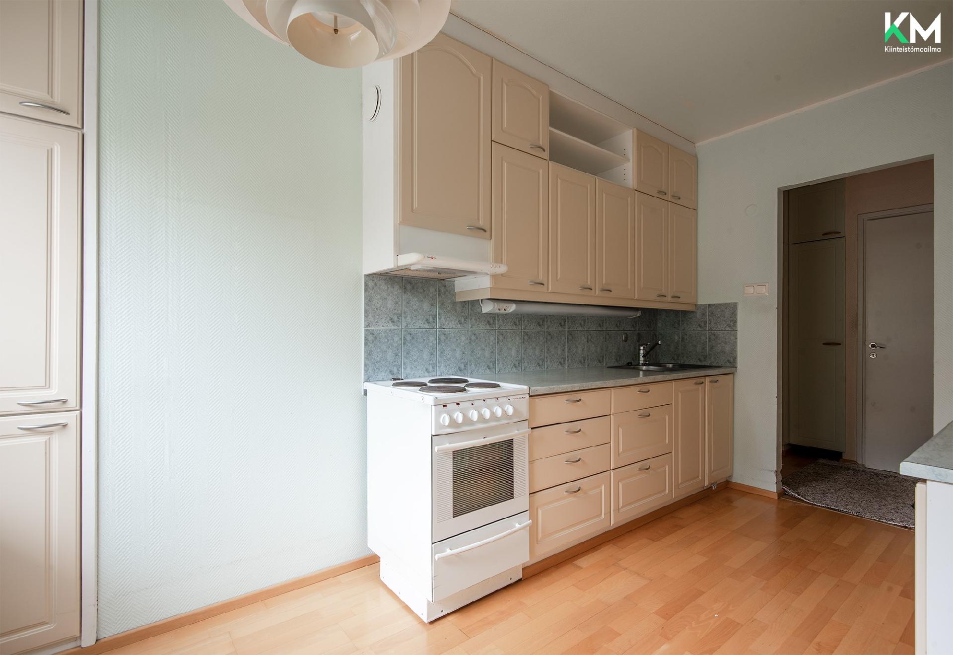 Tiilentekijänkatu 5, Martti, Turku