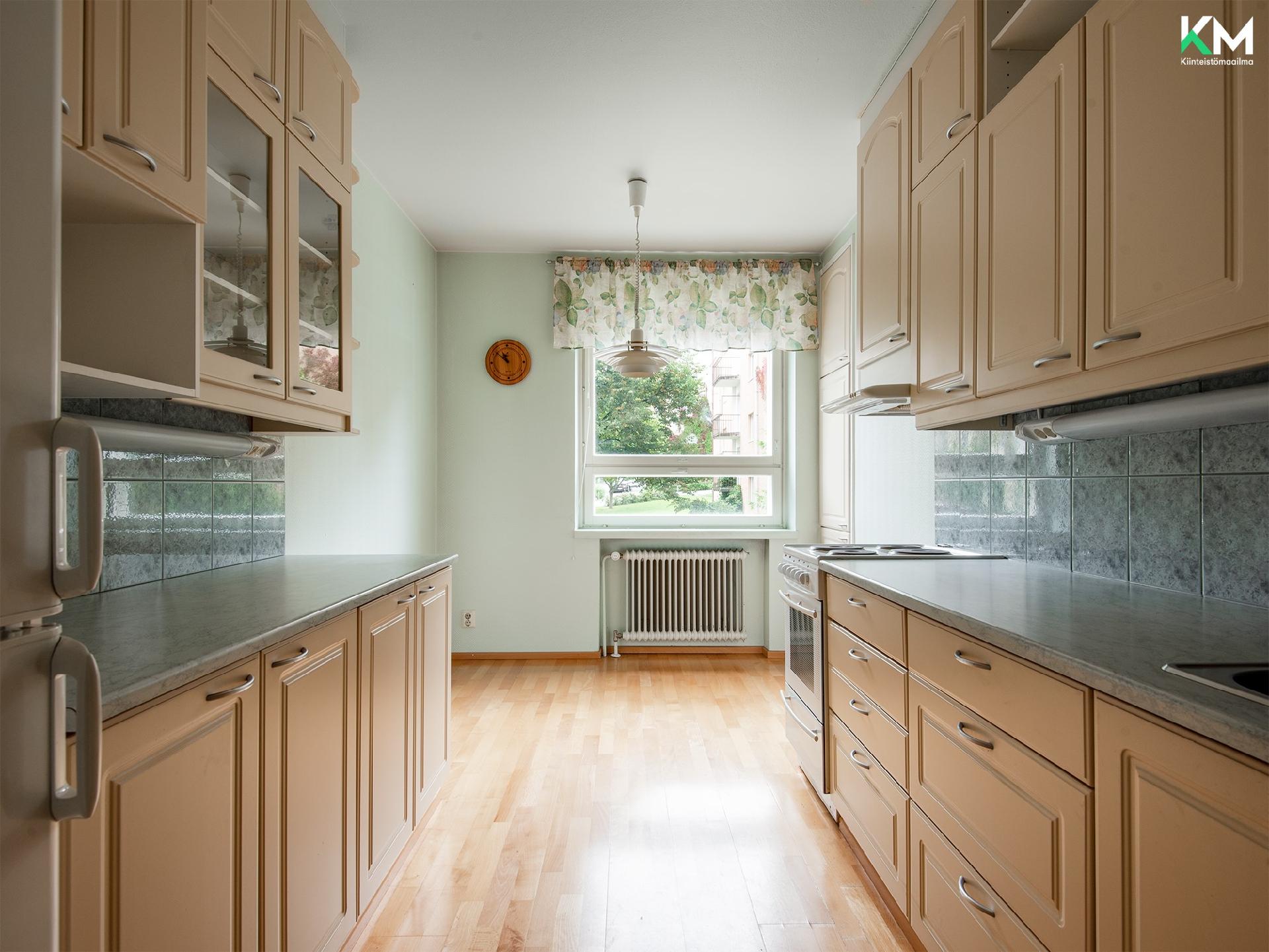 Tiilentekijänkatu 5, Martti, Turku