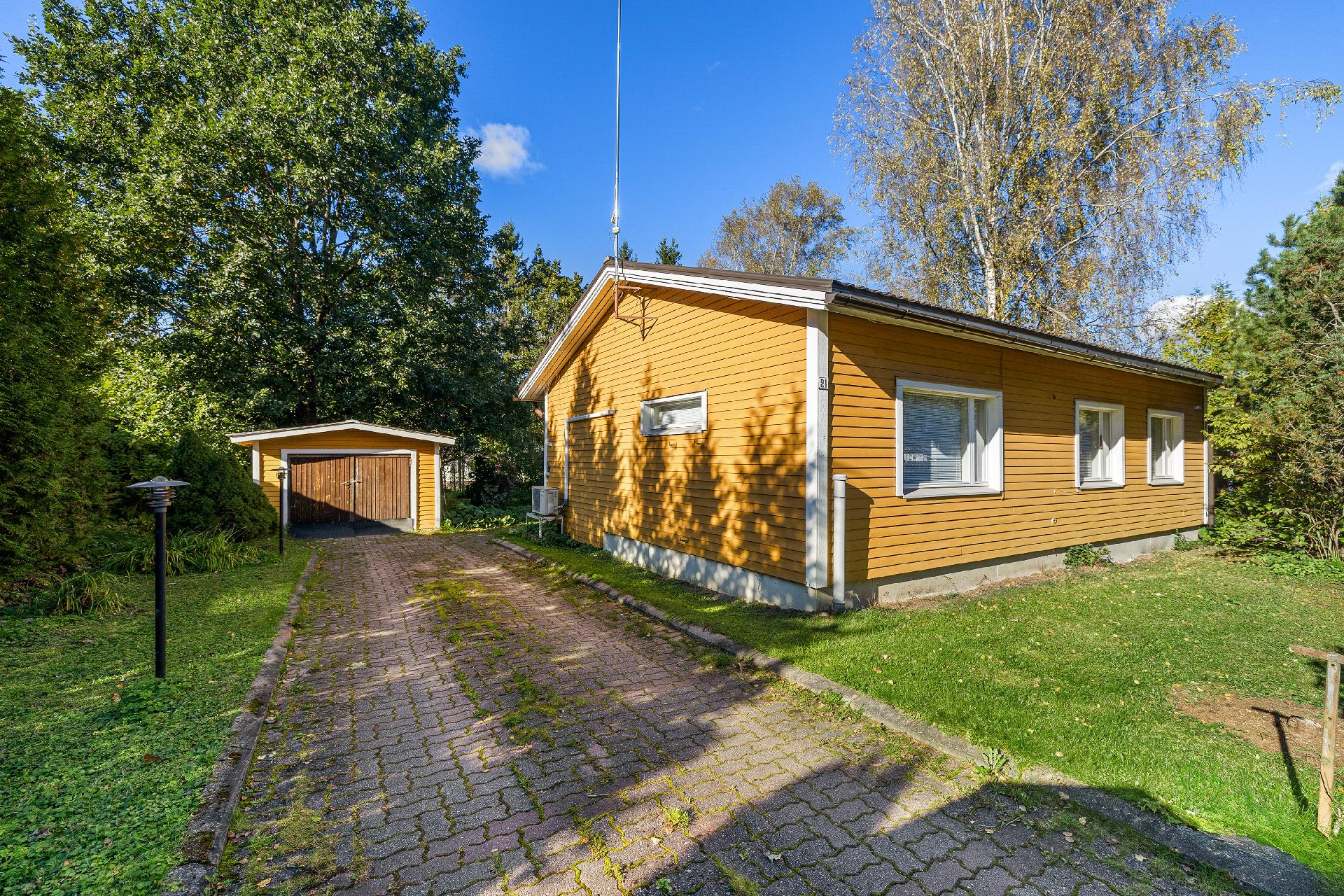 Peltotie 21, Niinikangas, Kerava