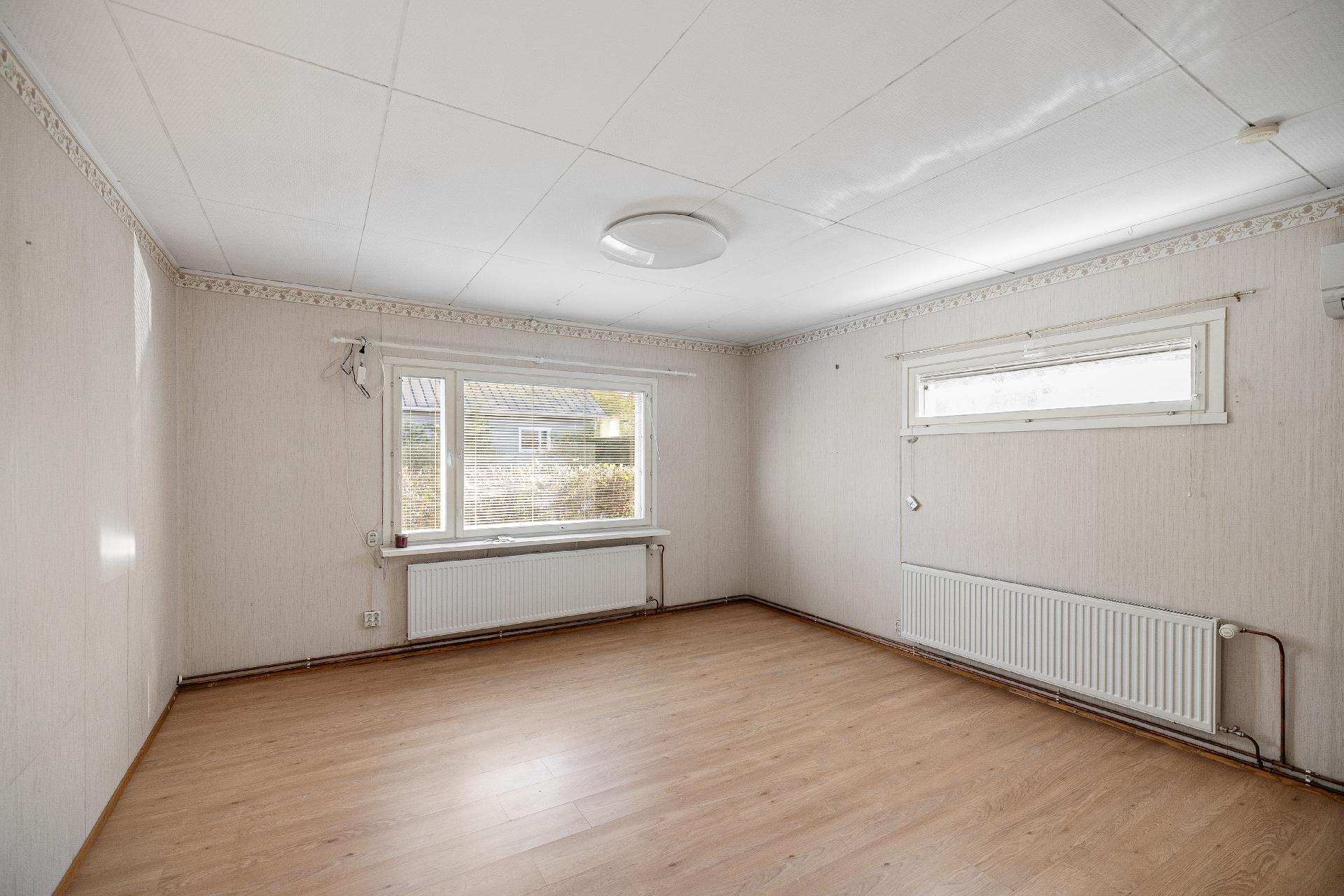 Peltotie 21, Niinikangas, Kerava