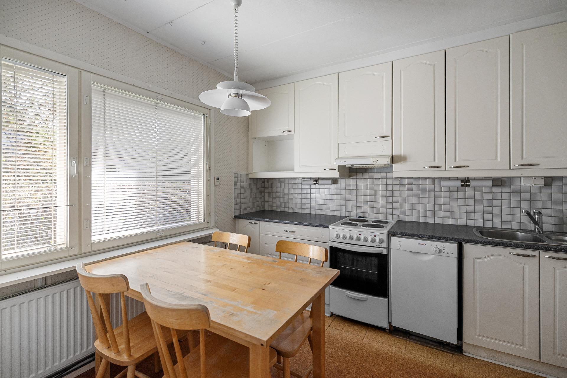 Peltotie 21, Niinikangas, Kerava