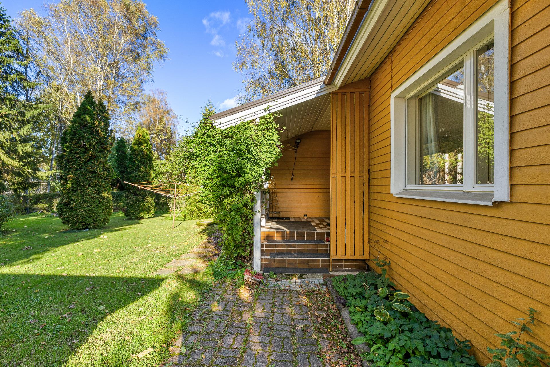 Peltotie 21, Niinikangas, Kerava