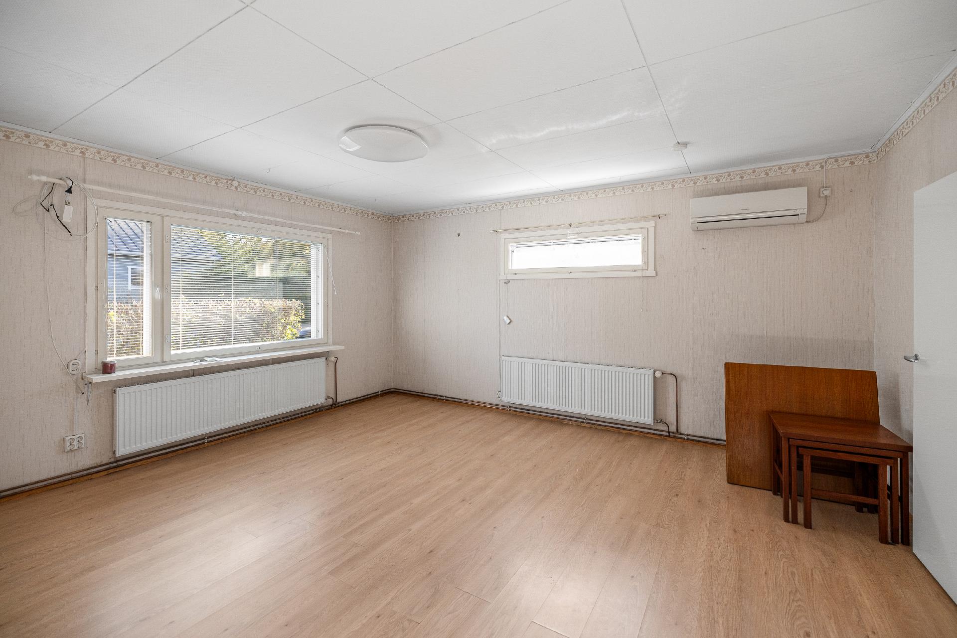 Peltotie 21, Niinikangas, Kerava