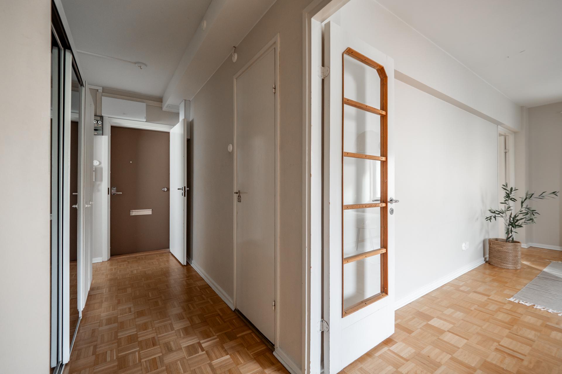 Hakakatu 12, Karjasilta, Oulu