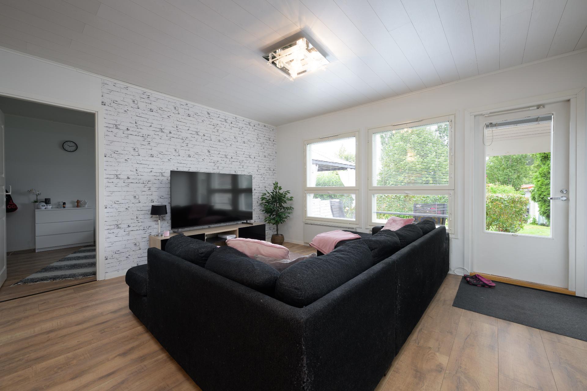 Kaivotie 22, Kirkonkylä, Nurmijärvi