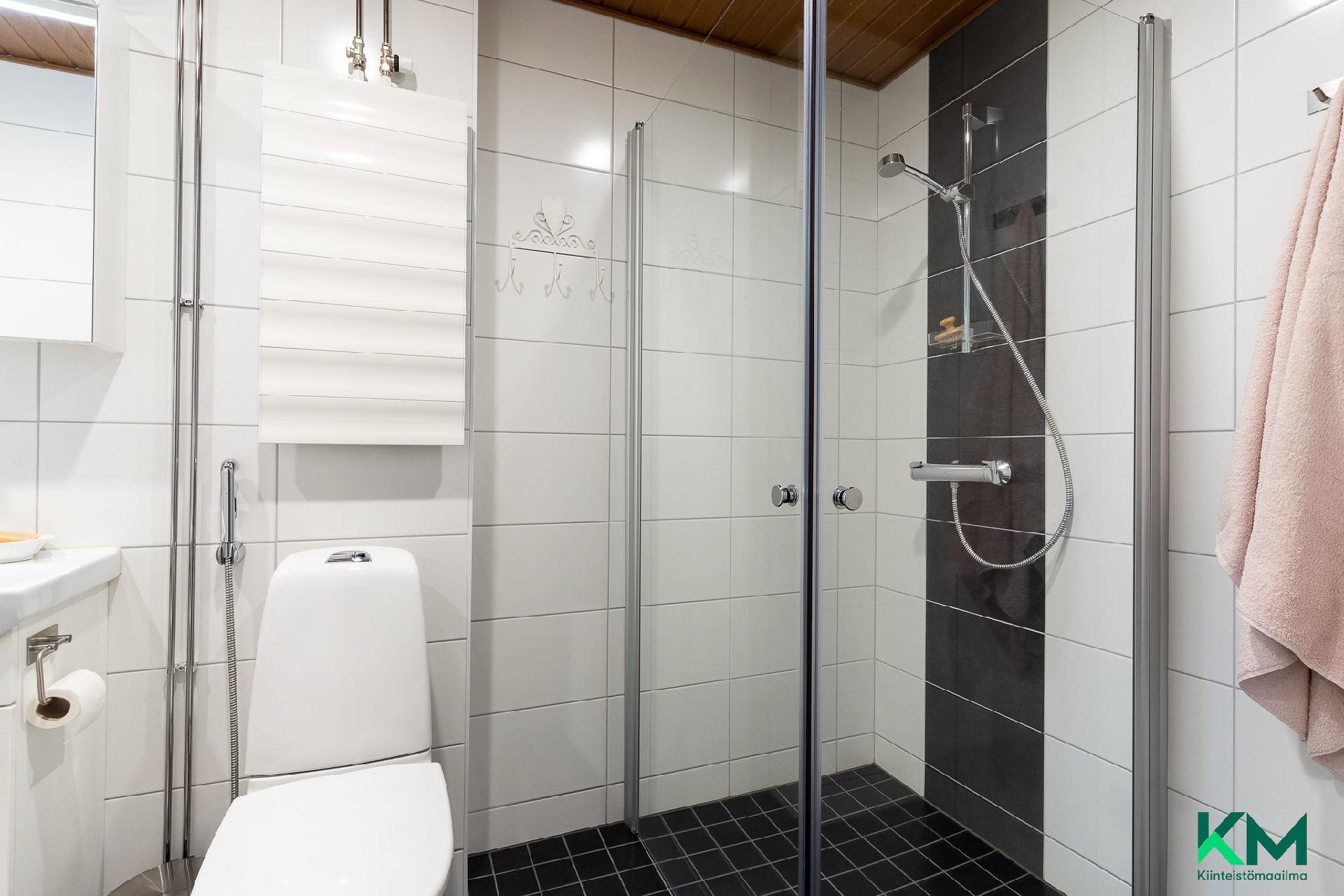 Vääränkalliontie 1, Harjunsalo, Kangasala