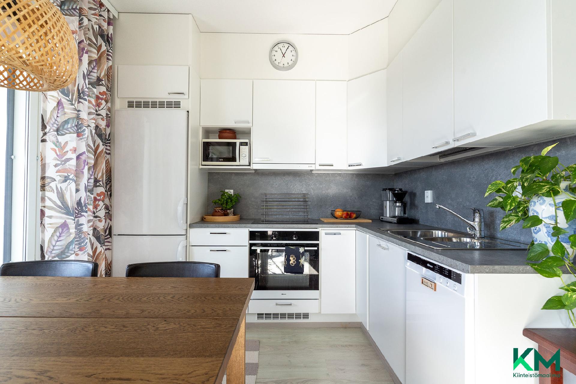 Vääränkalliontie 1, Harjunsalo, Kangasala