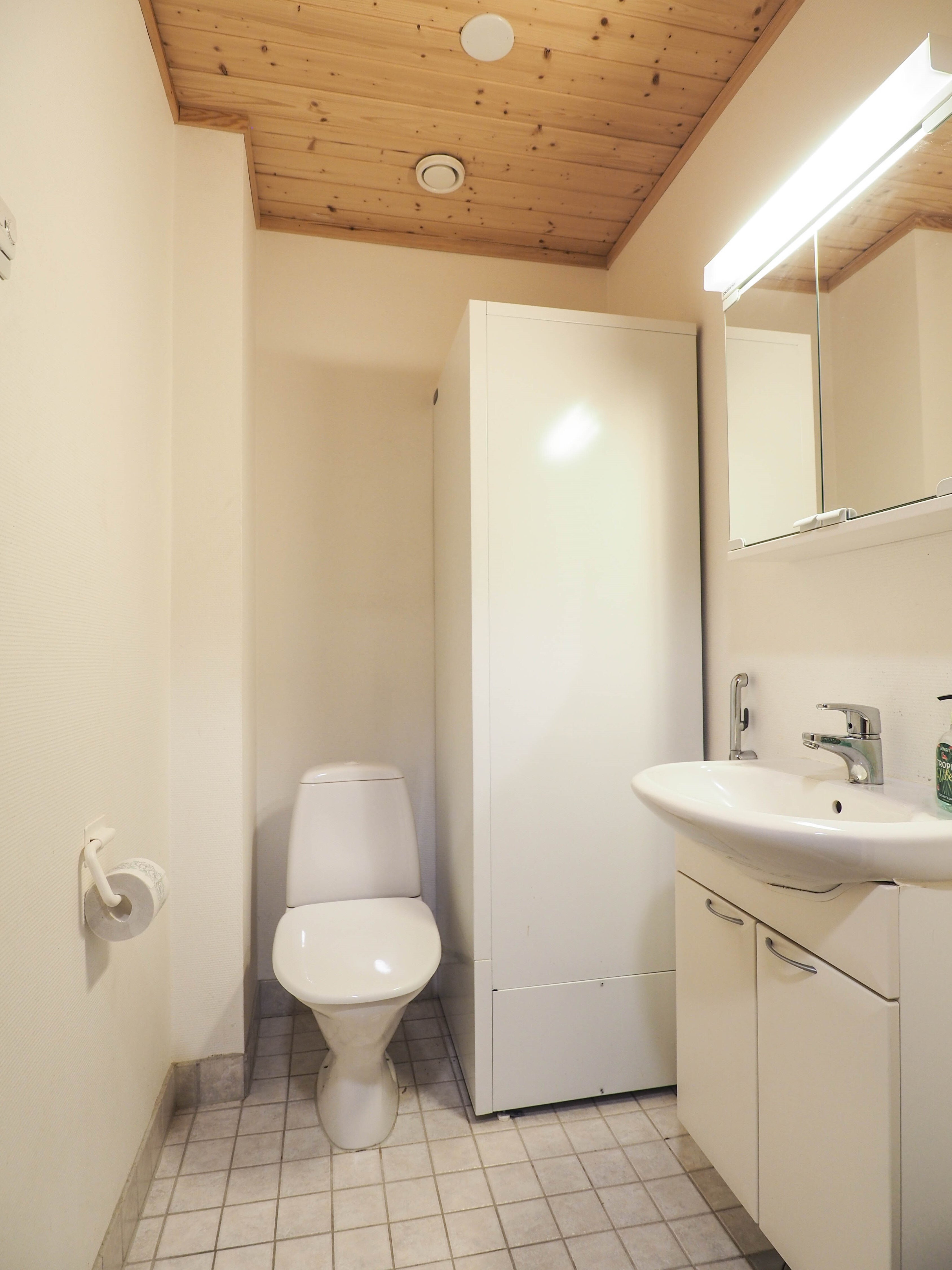 Alakerran wc
