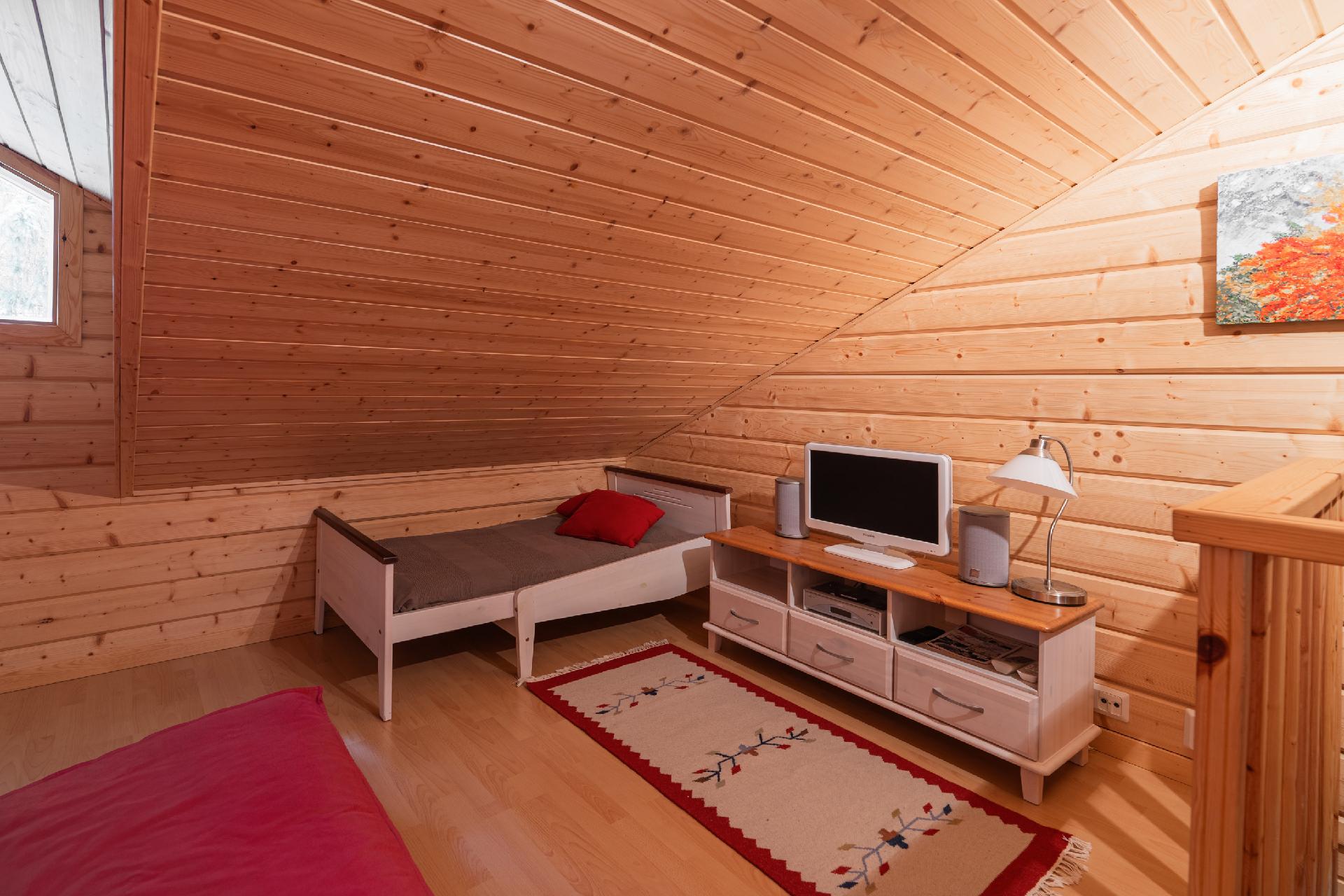 Tonttutie 8, Tahkovuori, Kuopio