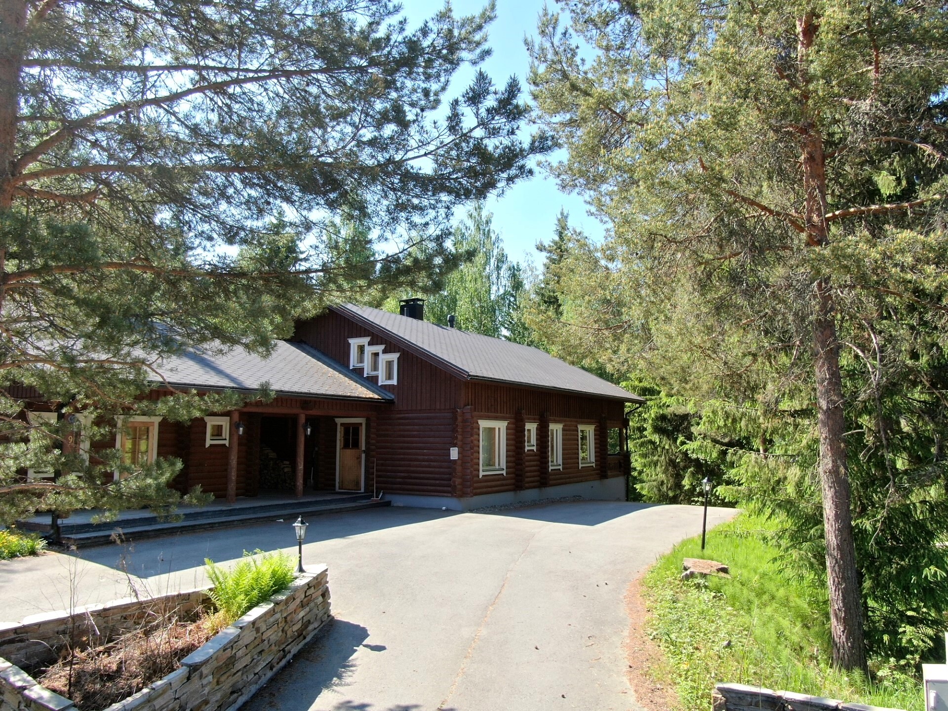 Hovimäenraitti 9, Tahkovuori, Kuopio