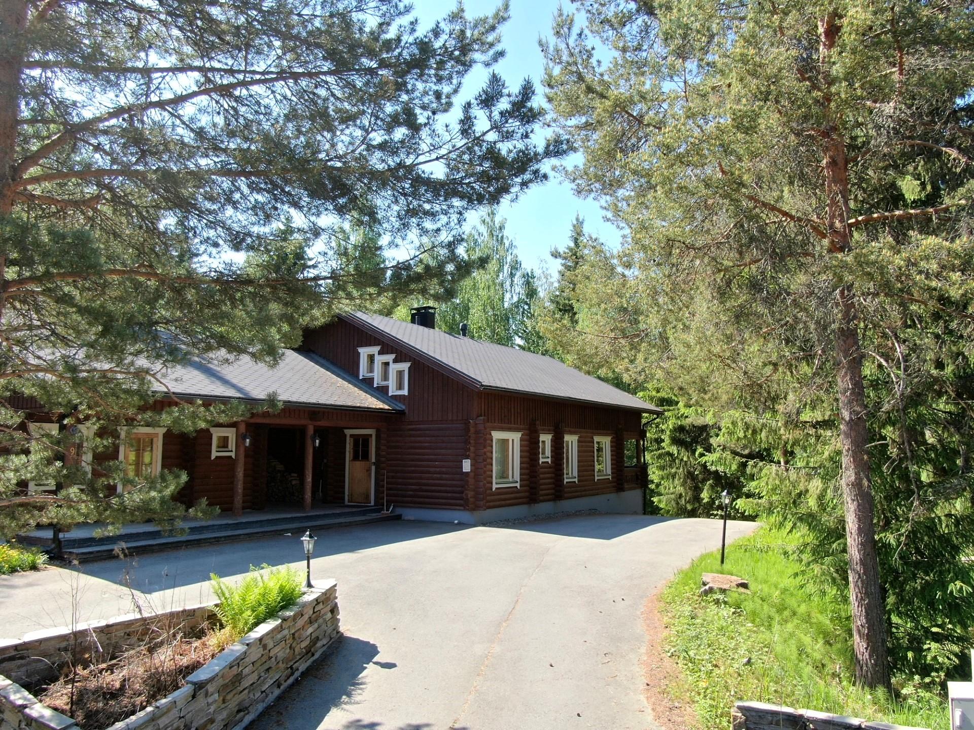 Hovimäenraitti 9, Tahkovuori, Kuopio