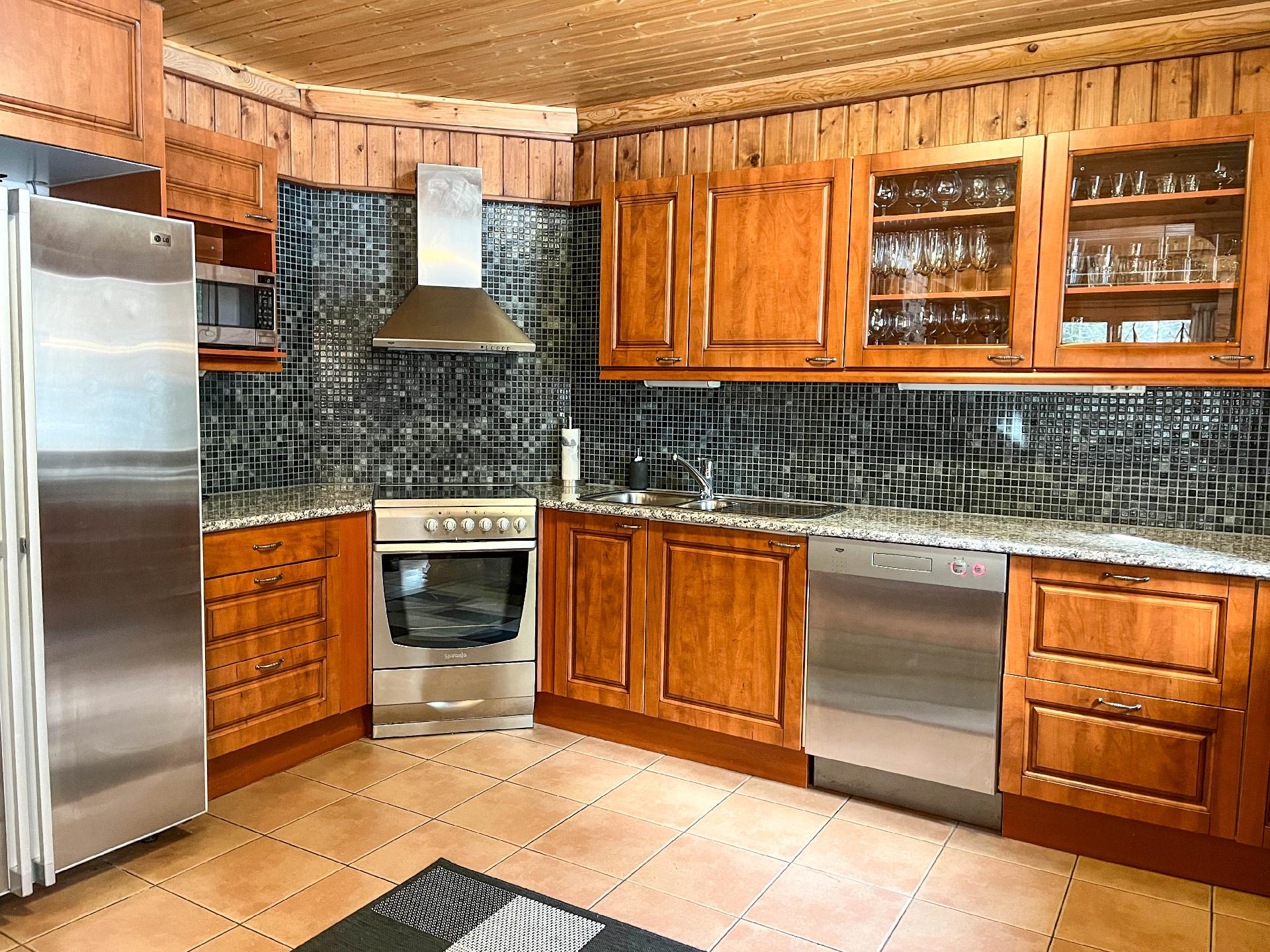 Hovimäenraitti 9, Tahkovuori, Kuopio