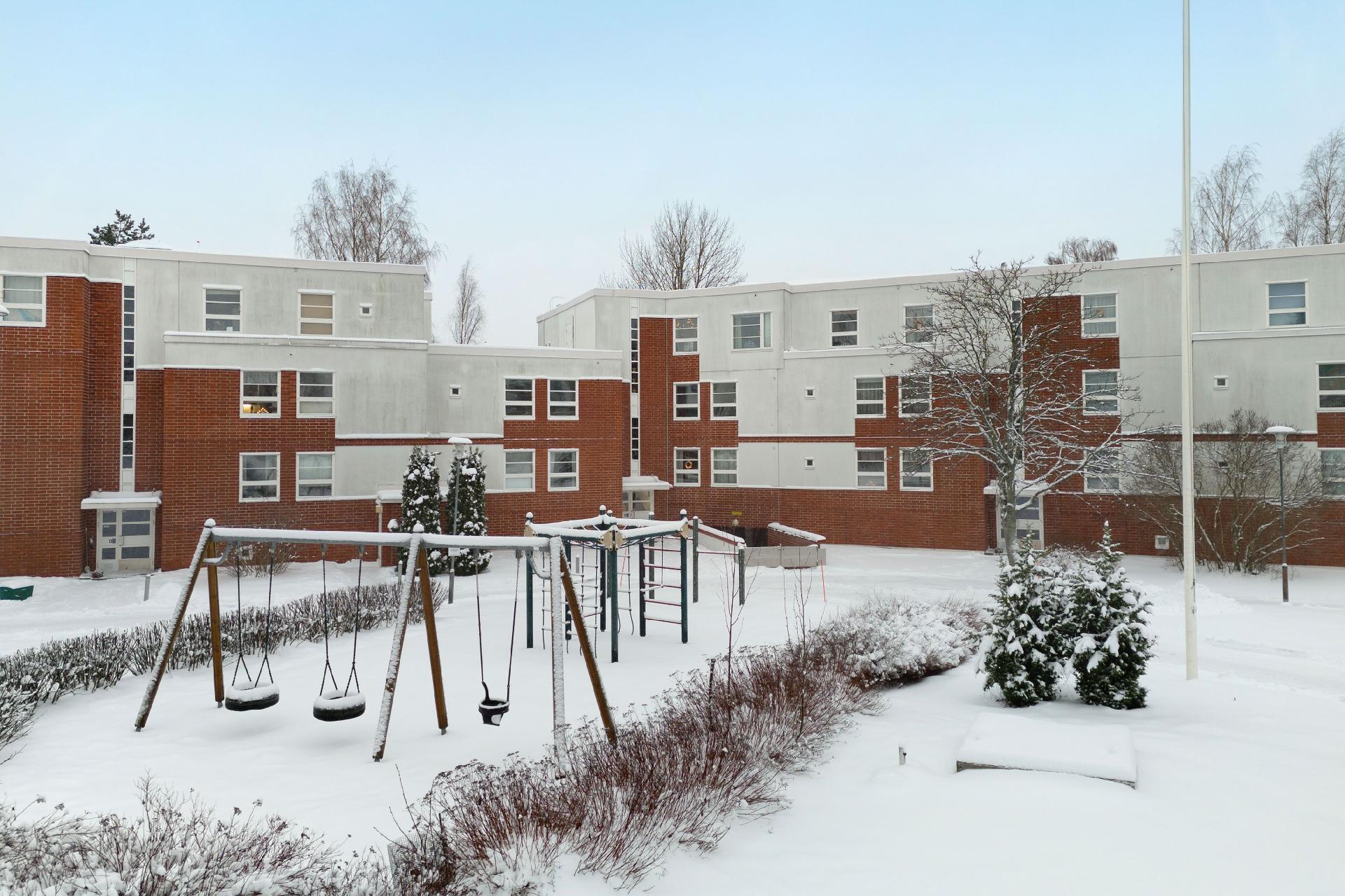 Puustellinpolku 16, Malminkartano, Helsinki