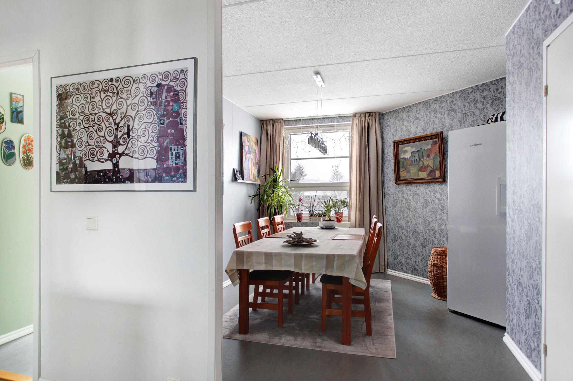 Puustellinpolku 16, Malminkartano, Helsinki