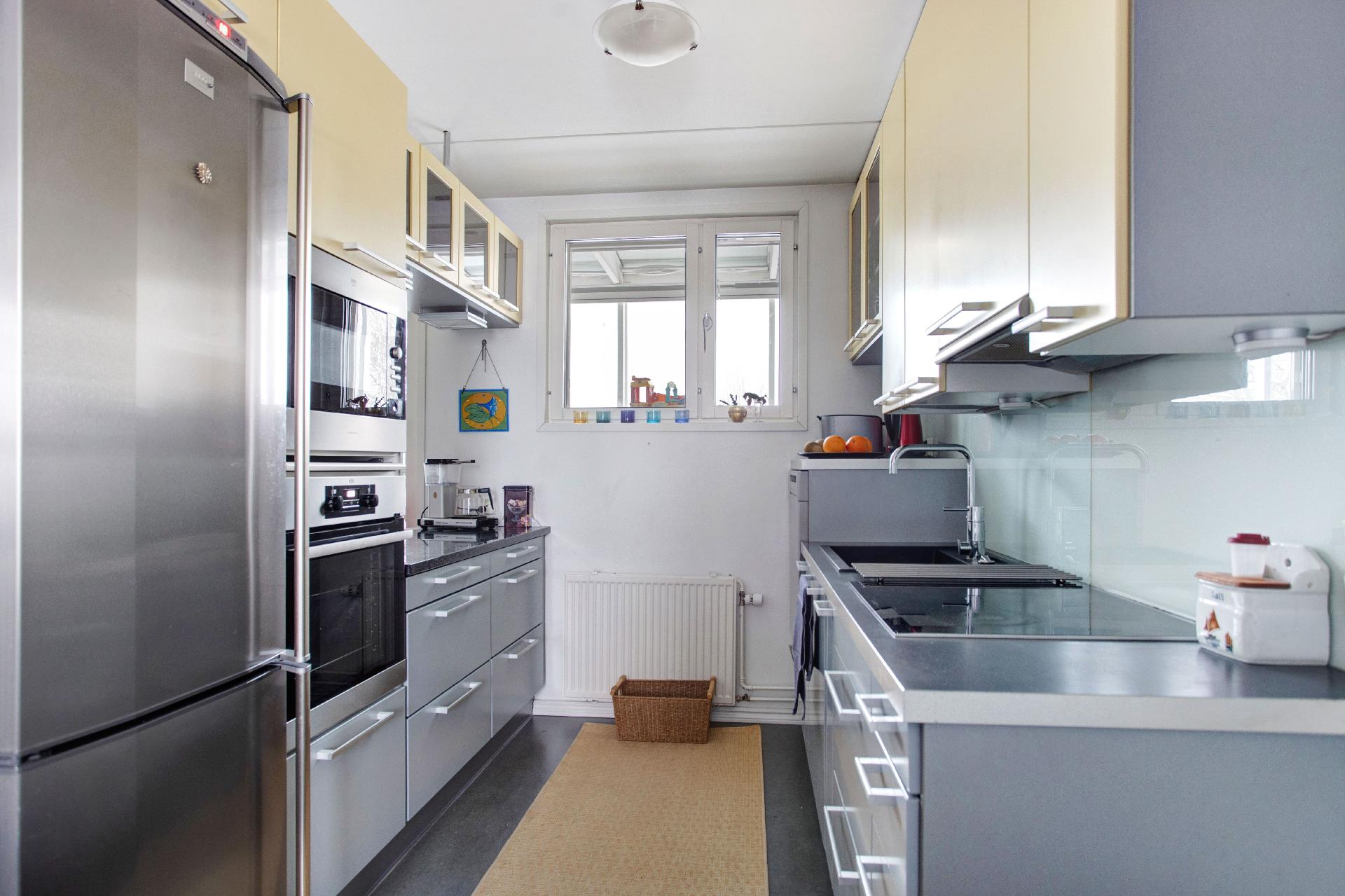 Puustellinpolku 16, Malminkartano, Helsinki