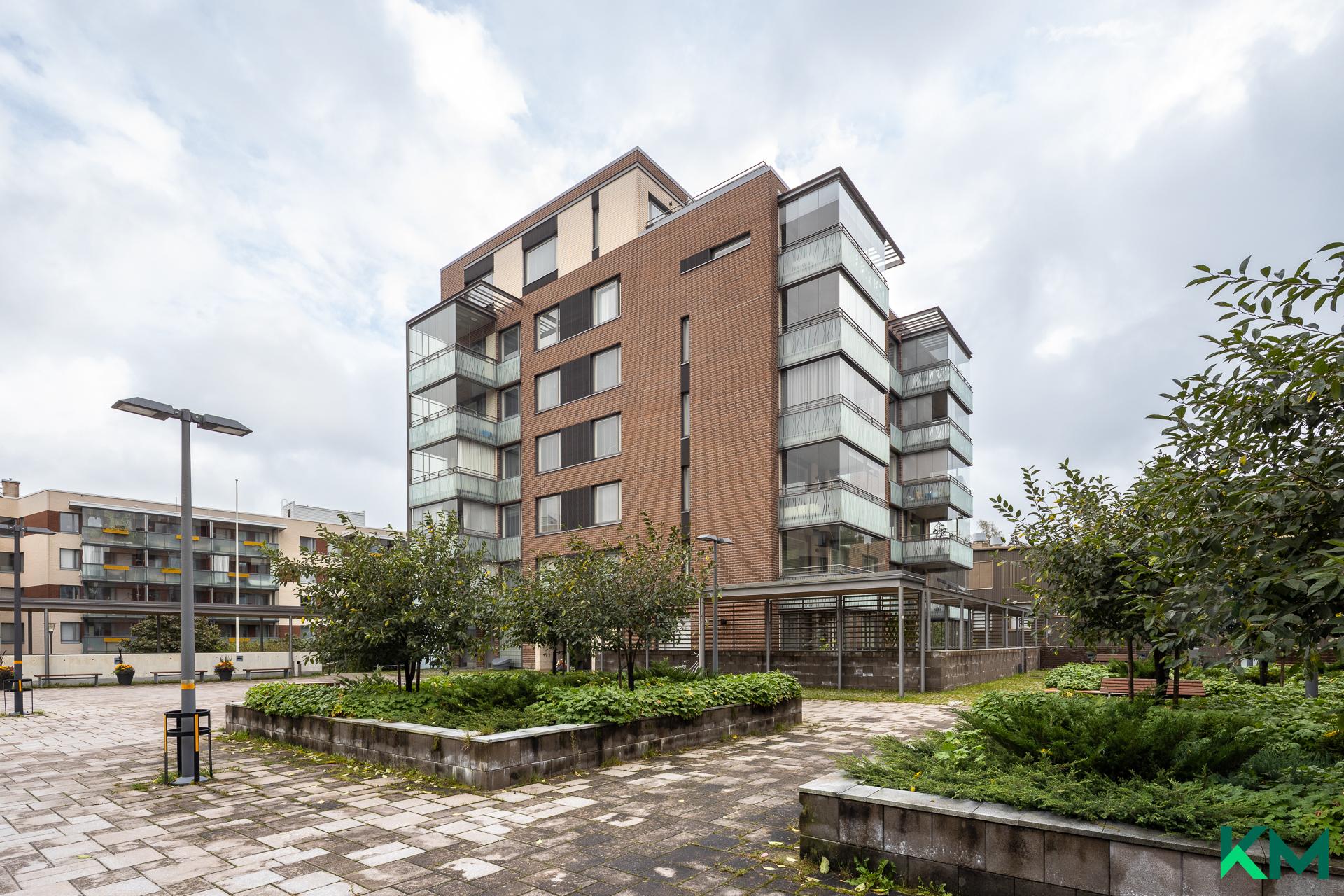 Kutomotie 8, Tali, Helsinki