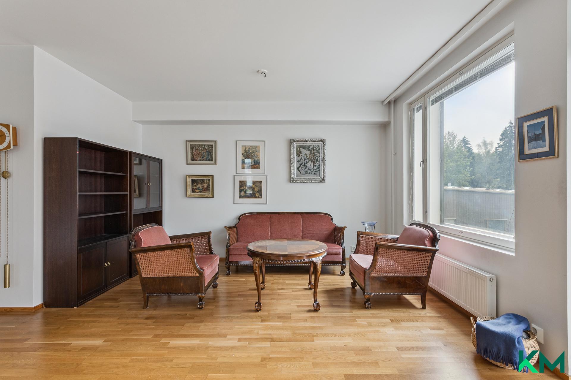 Kutomotie 8, Tali, Helsinki