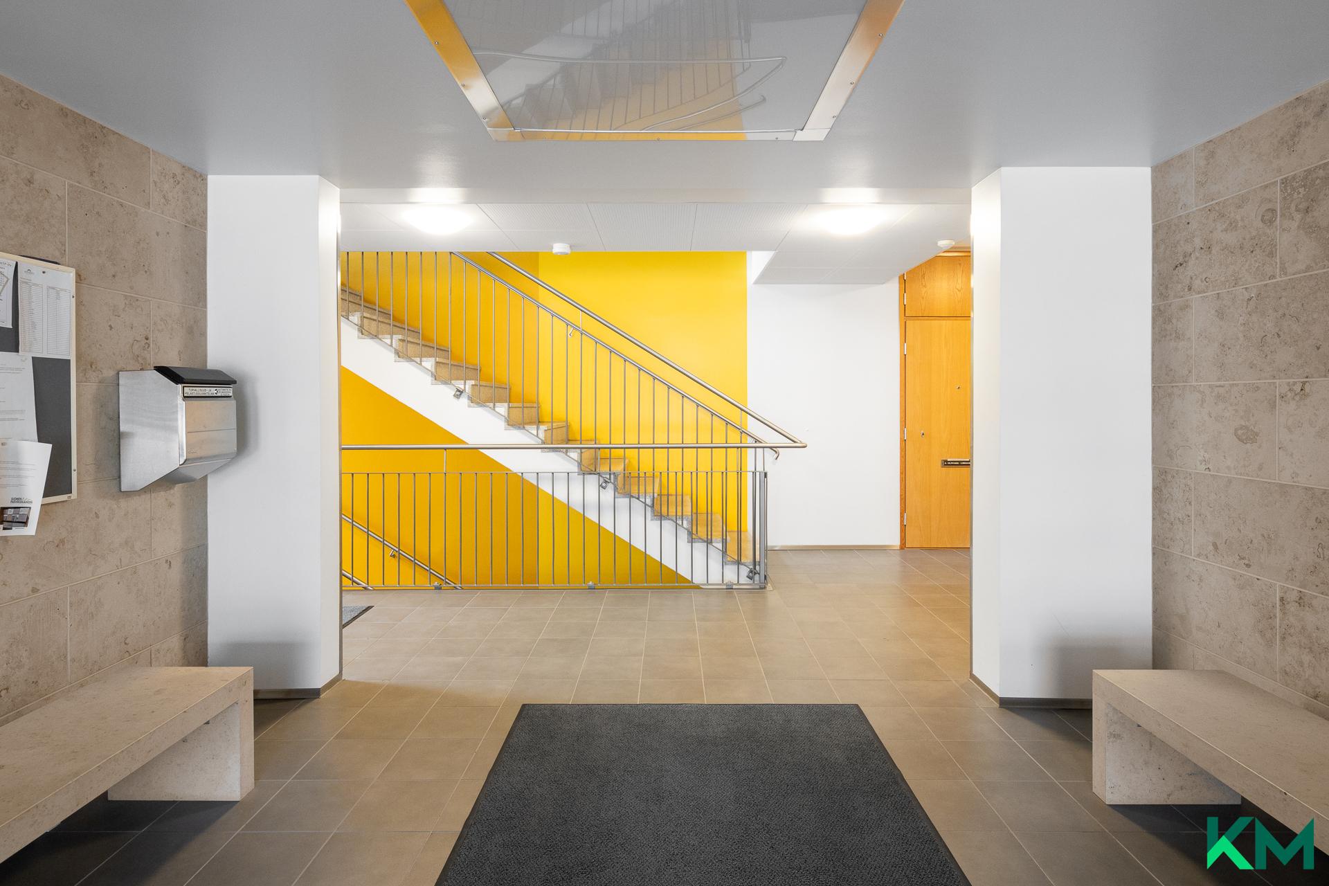 Kutomotie 8, Tali, Helsinki