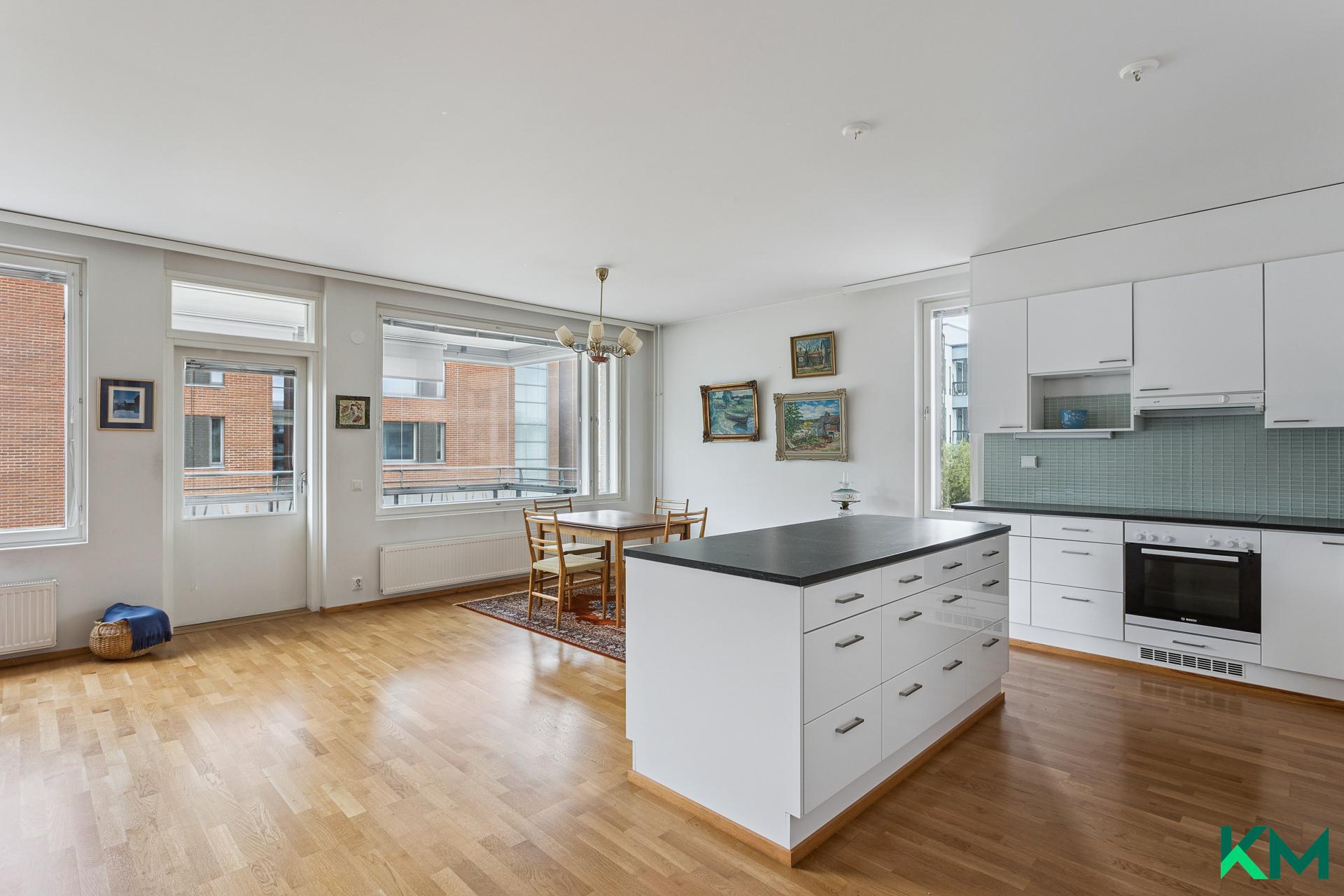 Kutomotie 8, Tali, Helsinki