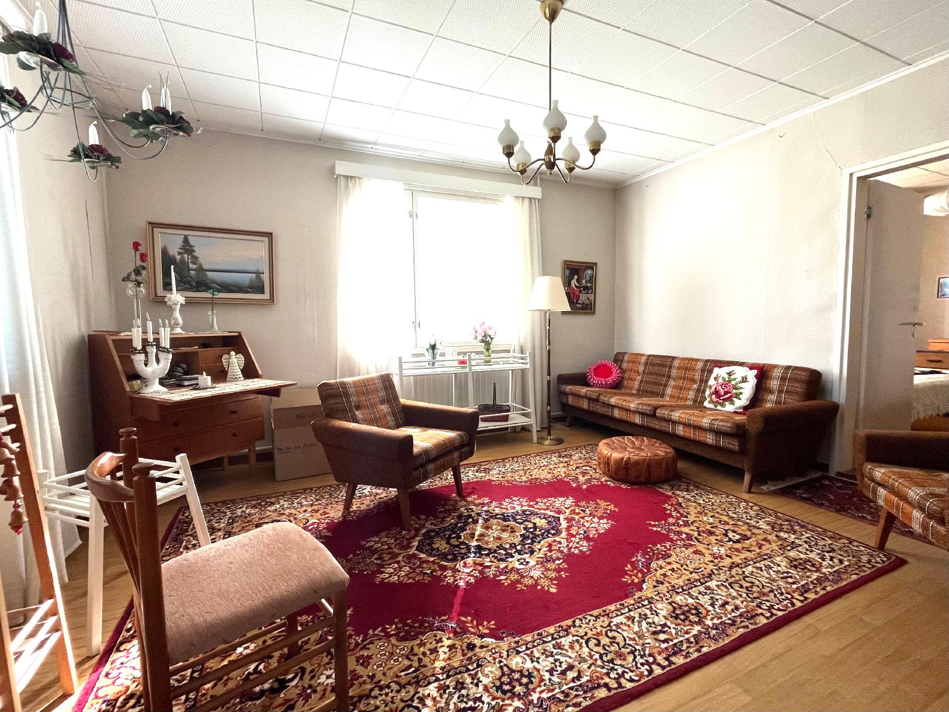 Tossutie 12, Autio, Kurikka