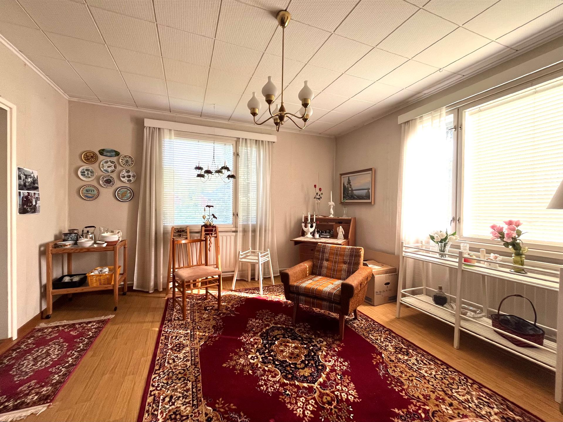 Tossutie 12, Autio, Kurikka