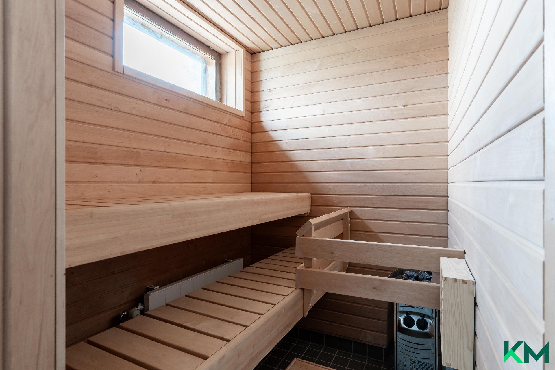 Pallastunturintie 1, Länsimäki, Vantaa