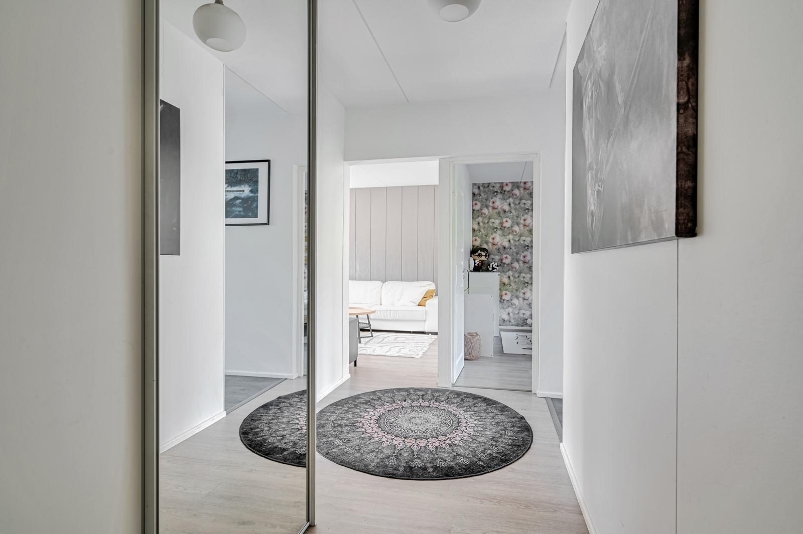 Mannilantie 21, Keskusta, Järvenpää