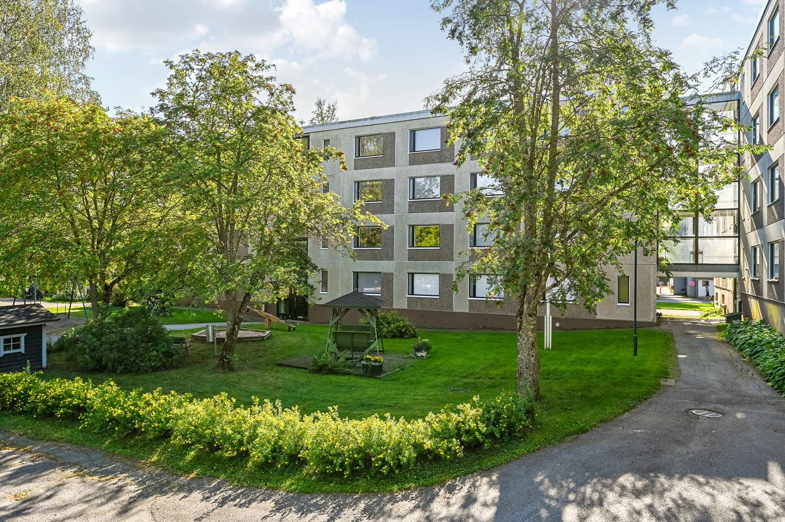 Mannilantie 21, Keskusta, Järvenpää