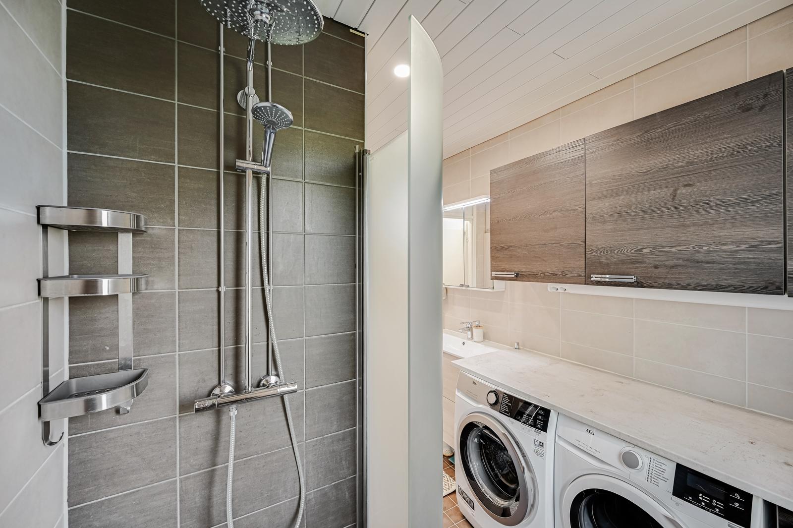 Mannilantie 21, Keskusta, Järvenpää