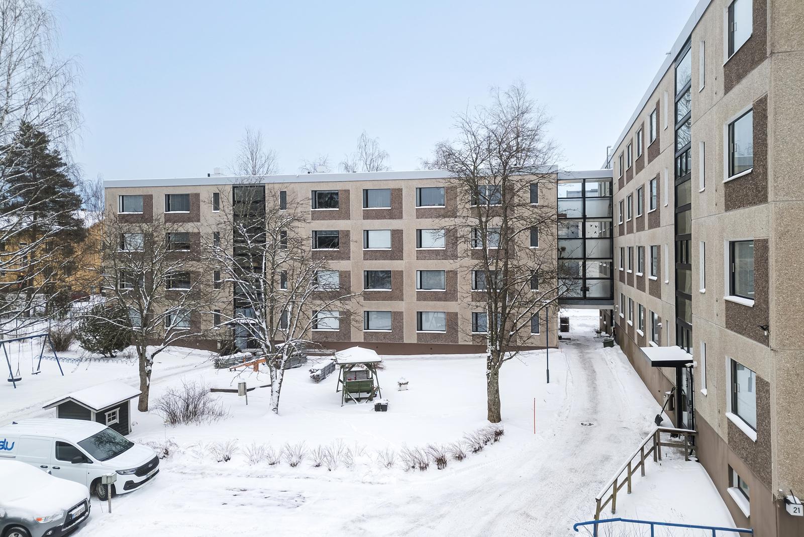 Mannilantie 21, Keskusta, Järvenpää