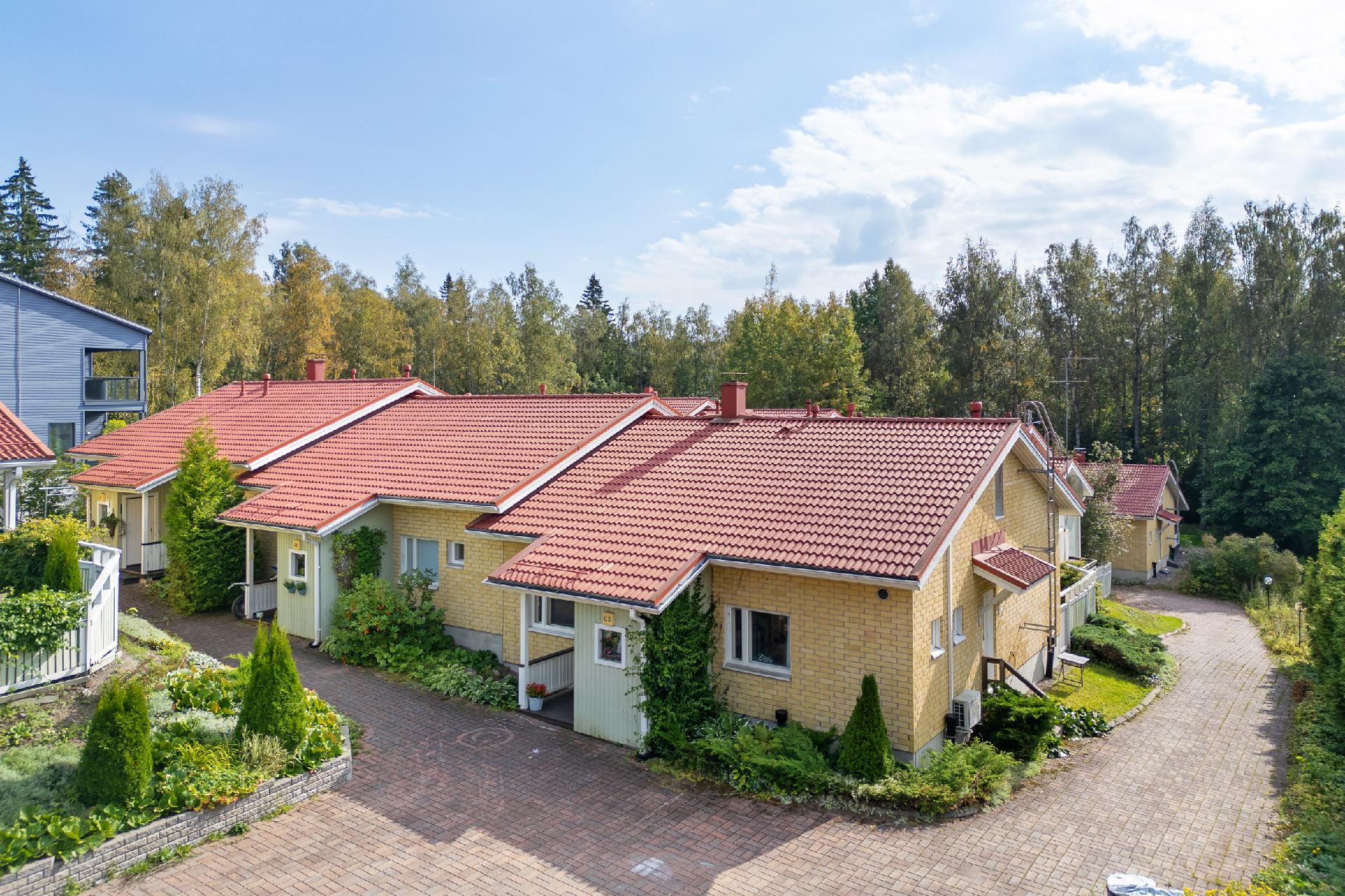 Takkavitsankuja 1, Tuomarila, Espoo