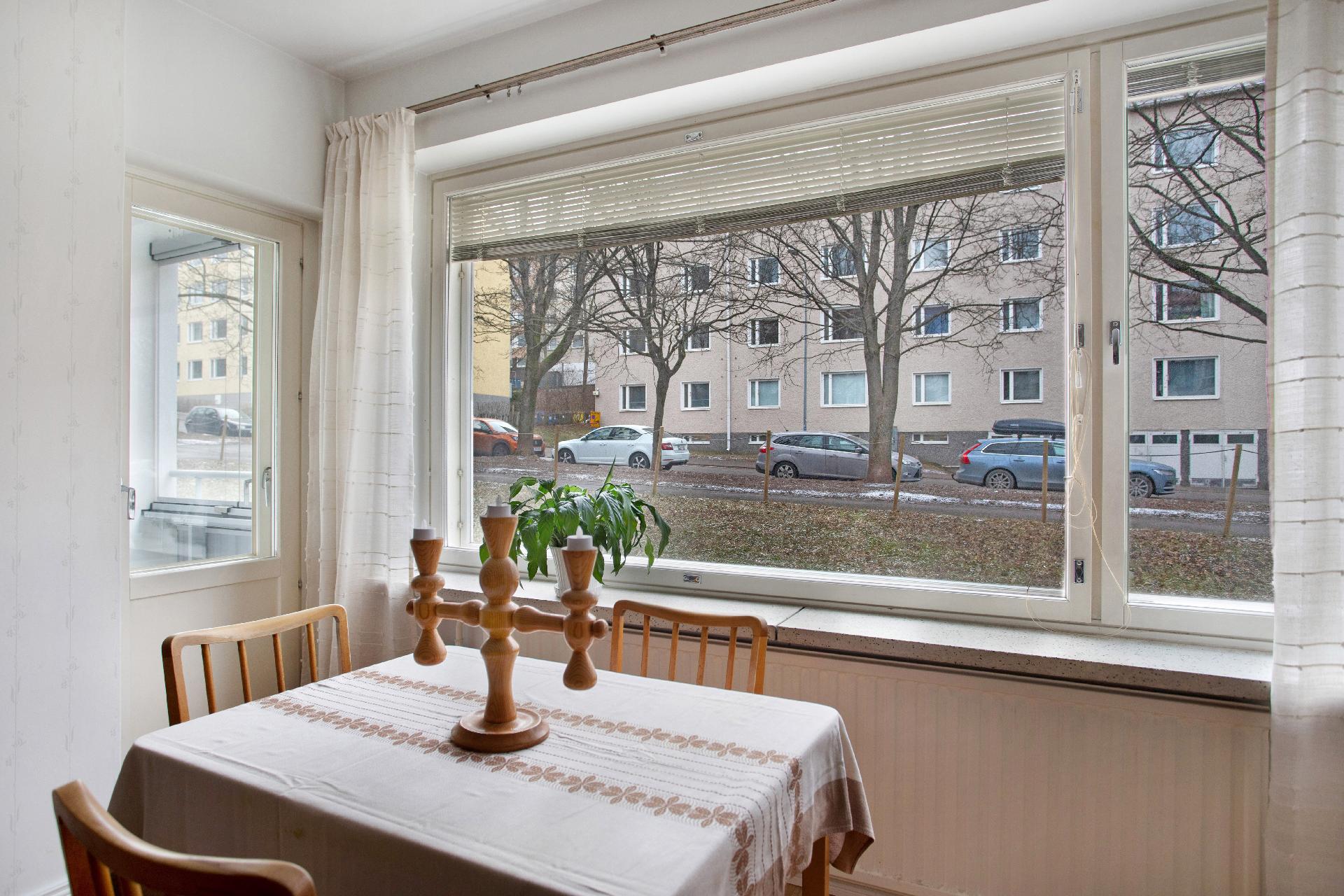 Vellamonkatu 15, Hermanni, Helsinki