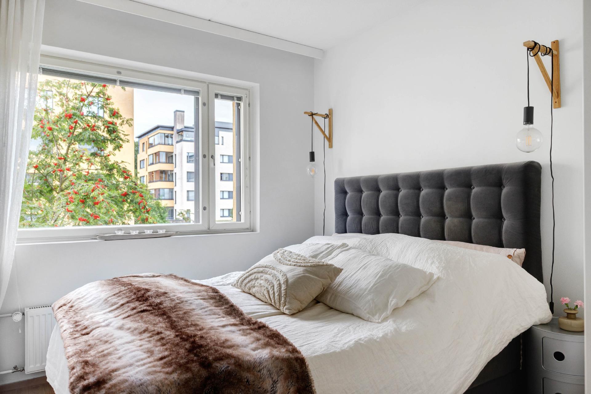 Katariina Saksilaisen katu 12, Vanhankaupunginkoski, Helsinki