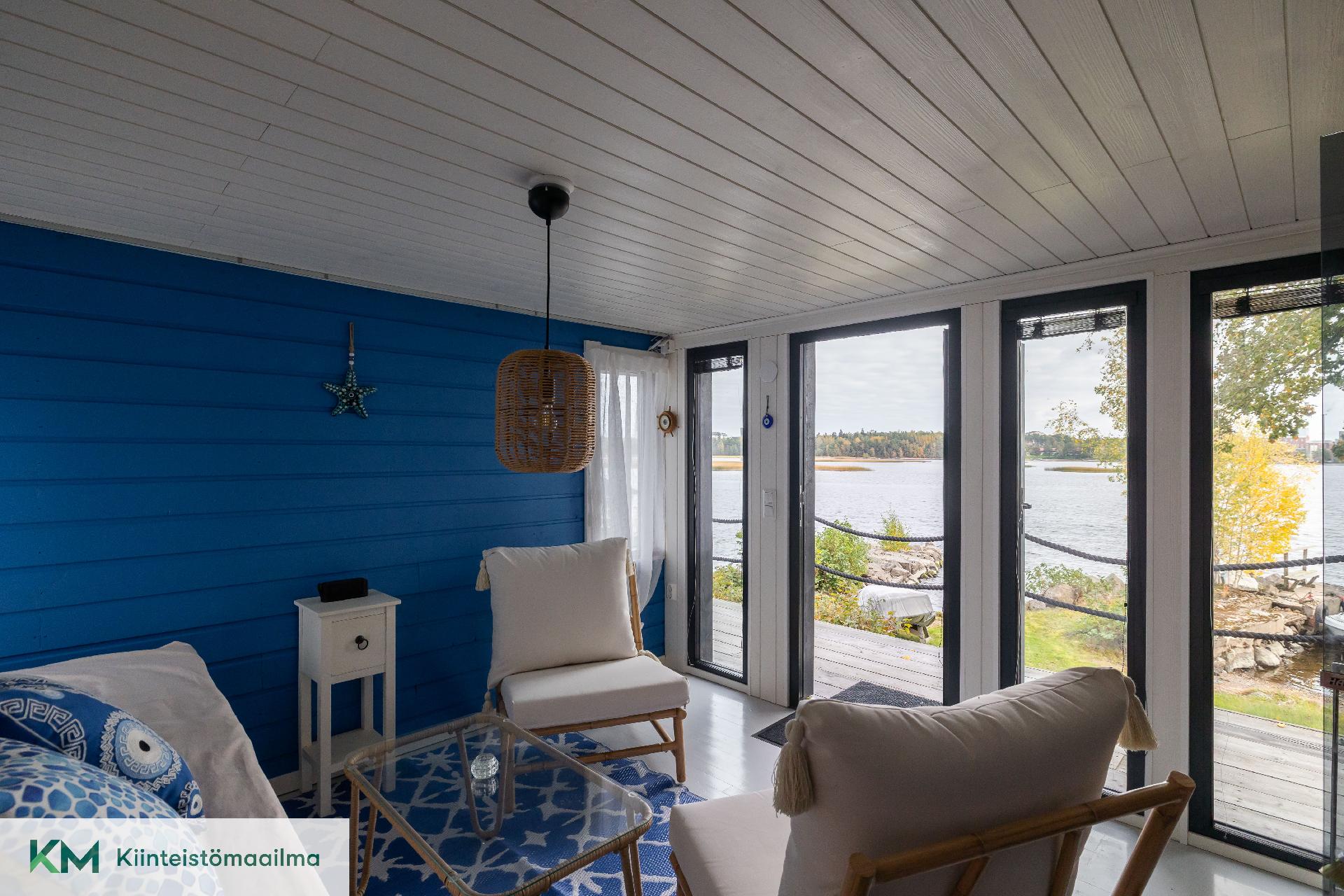 Rantasaunan oleskelutilaa