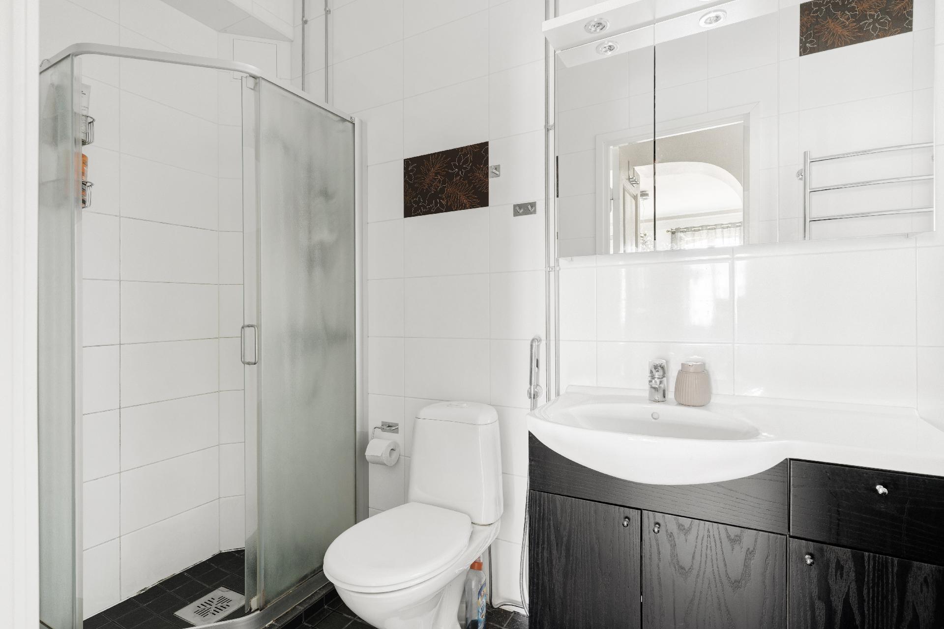 Meritullinkatu 6, Kruununhaka, Helsinki