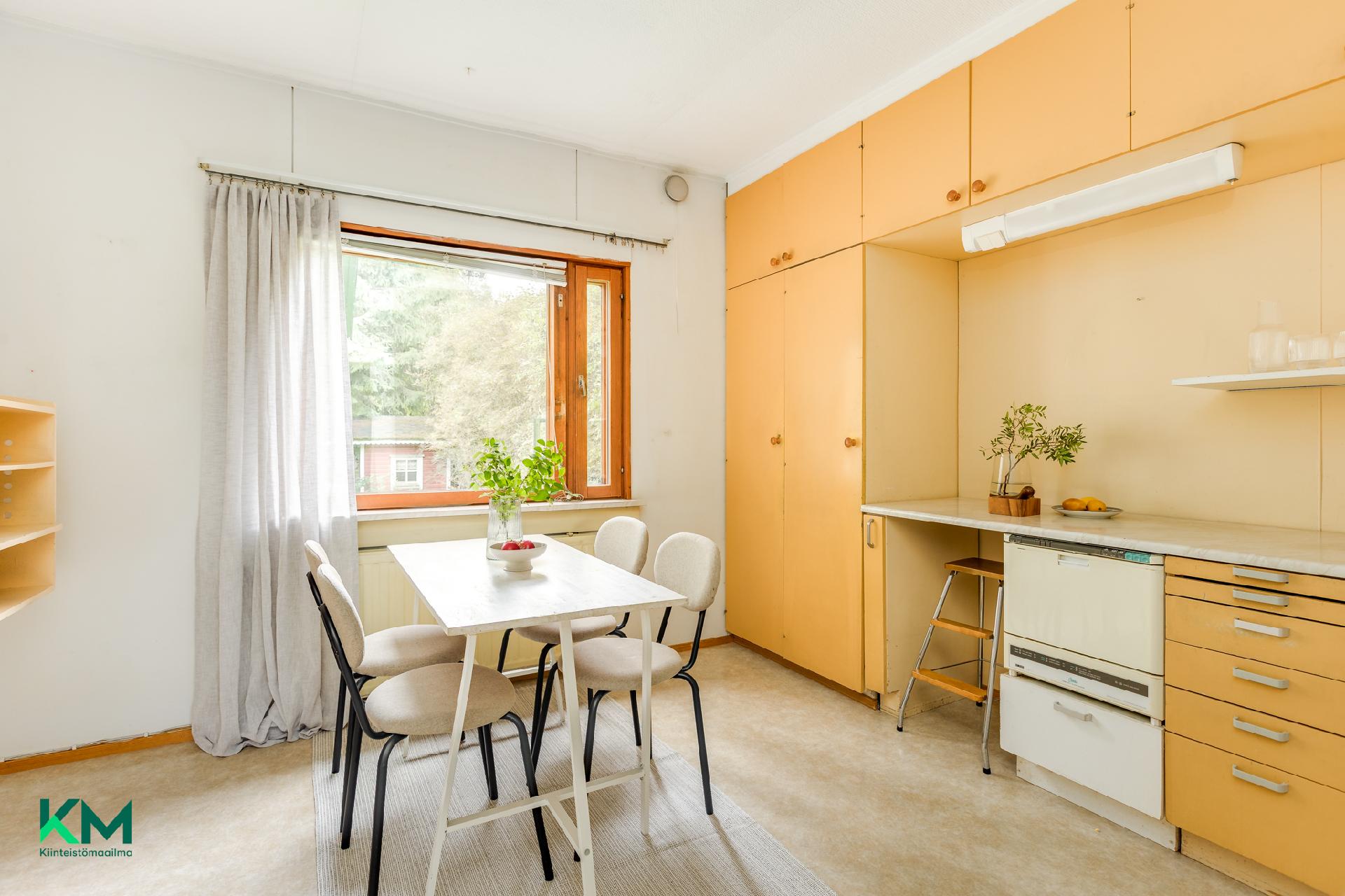 Kaukovainionkatu 26, Karjasilta, Oulu