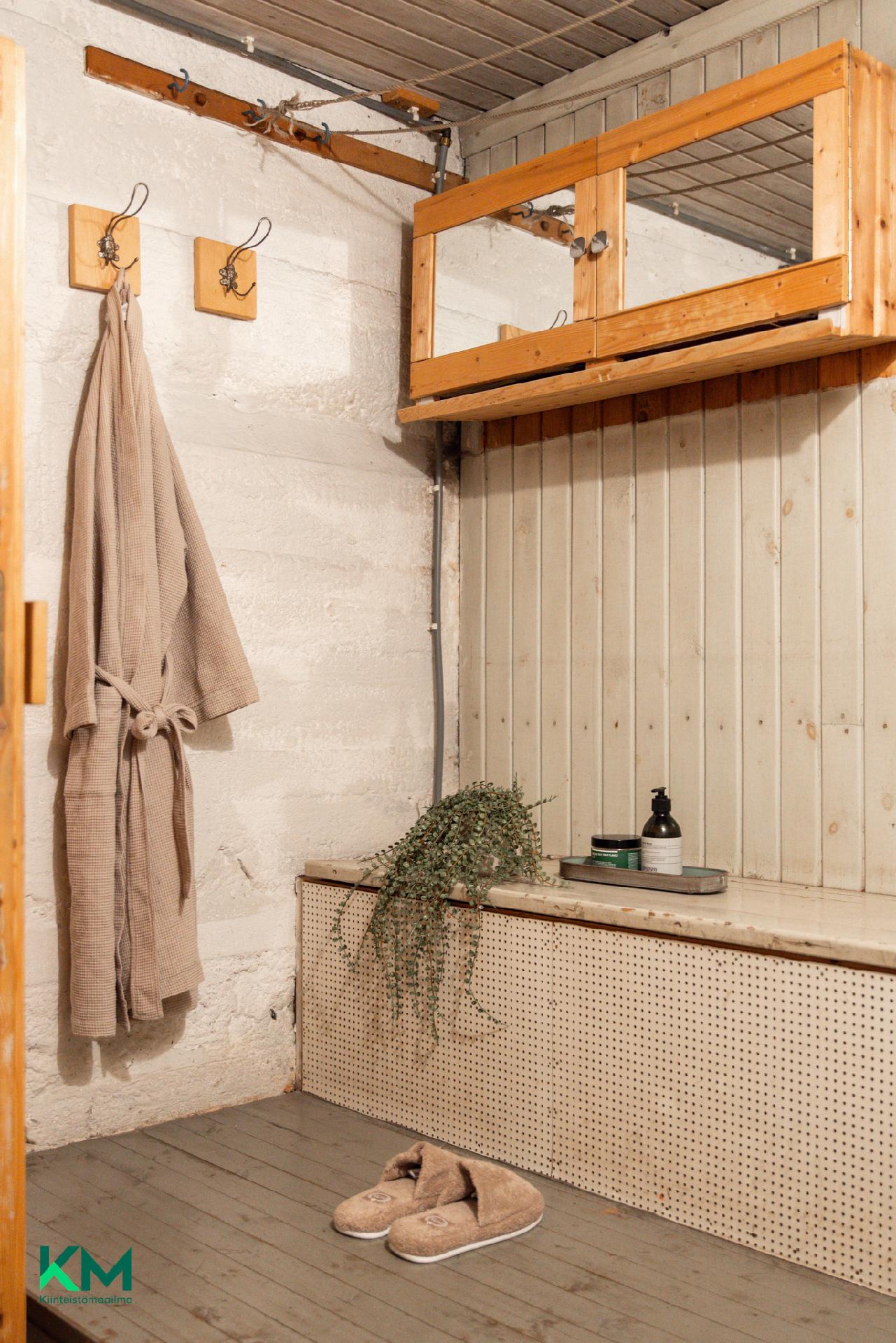 Kaukovainionkatu 26, Karjasilta, Oulu