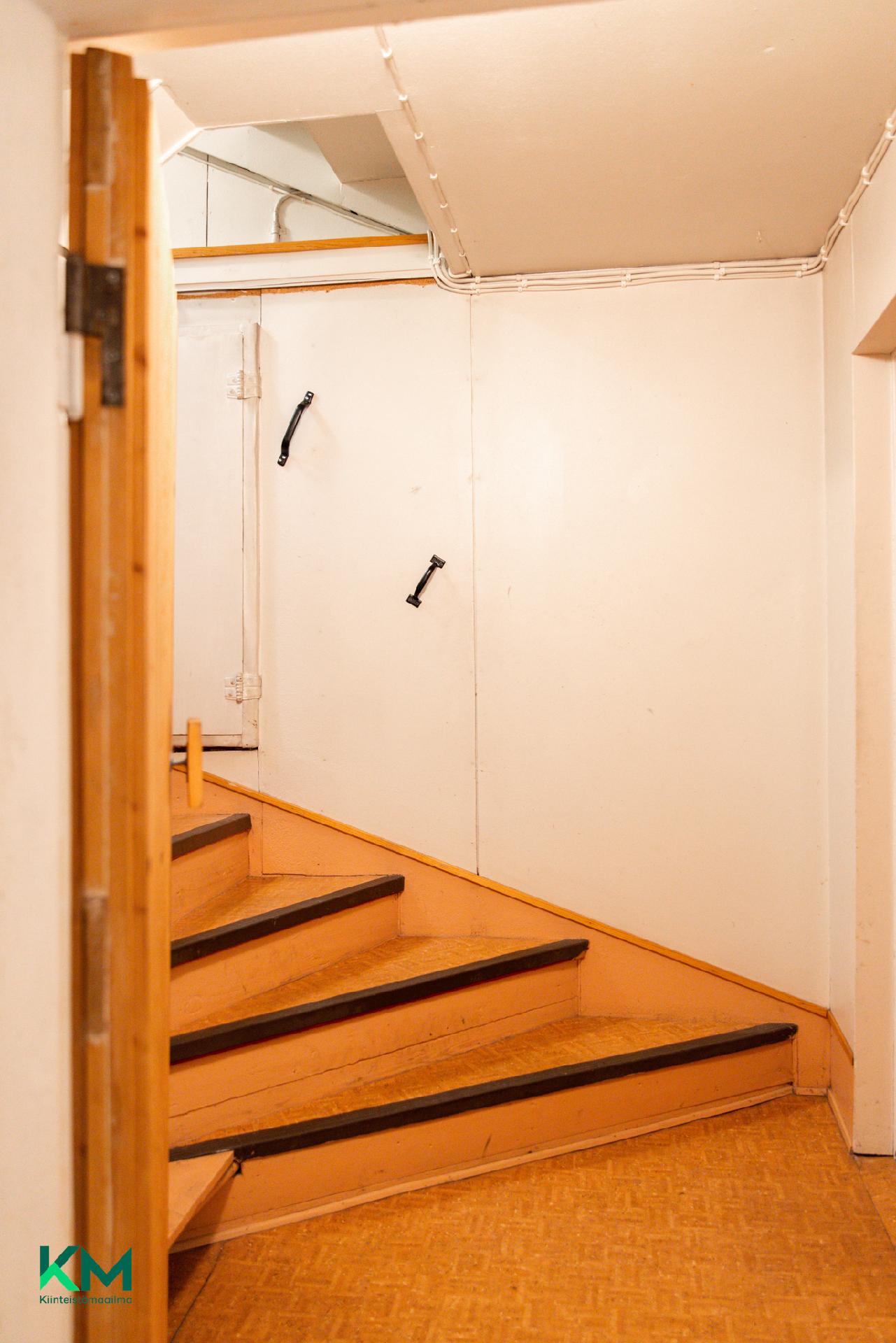 Kaukovainionkatu 26, Karjasilta, Oulu