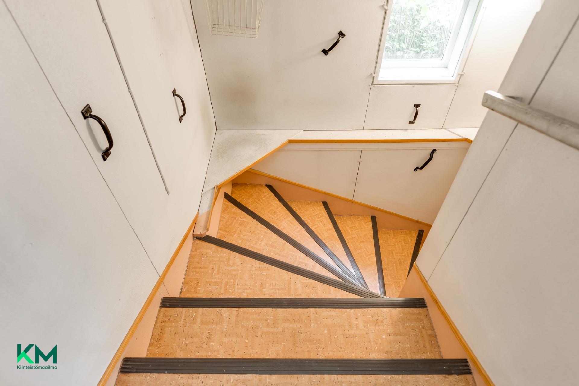 Kaukovainionkatu 26, Karjasilta, Oulu