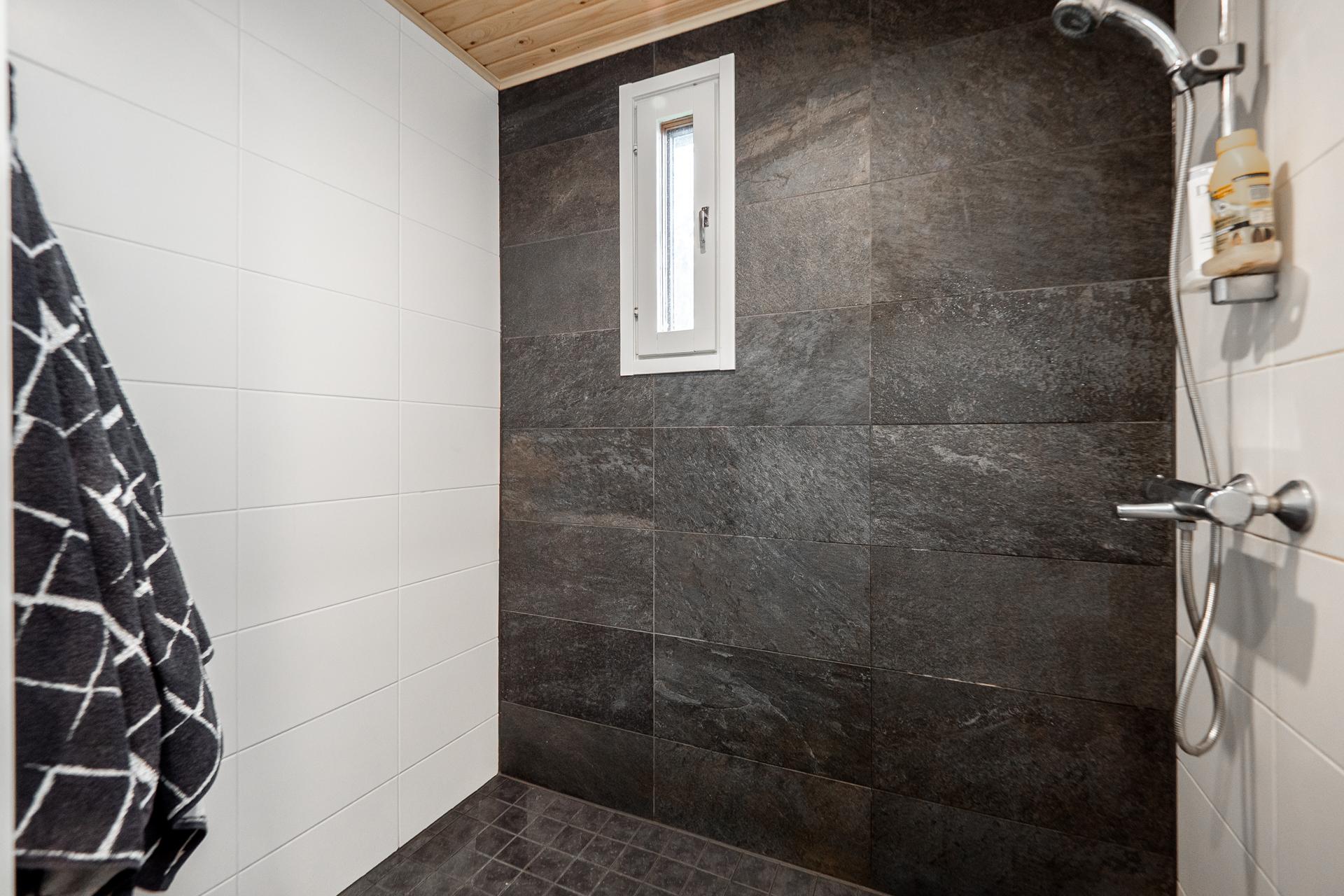 Tapiontie 3, Linnanmaa, Oulu