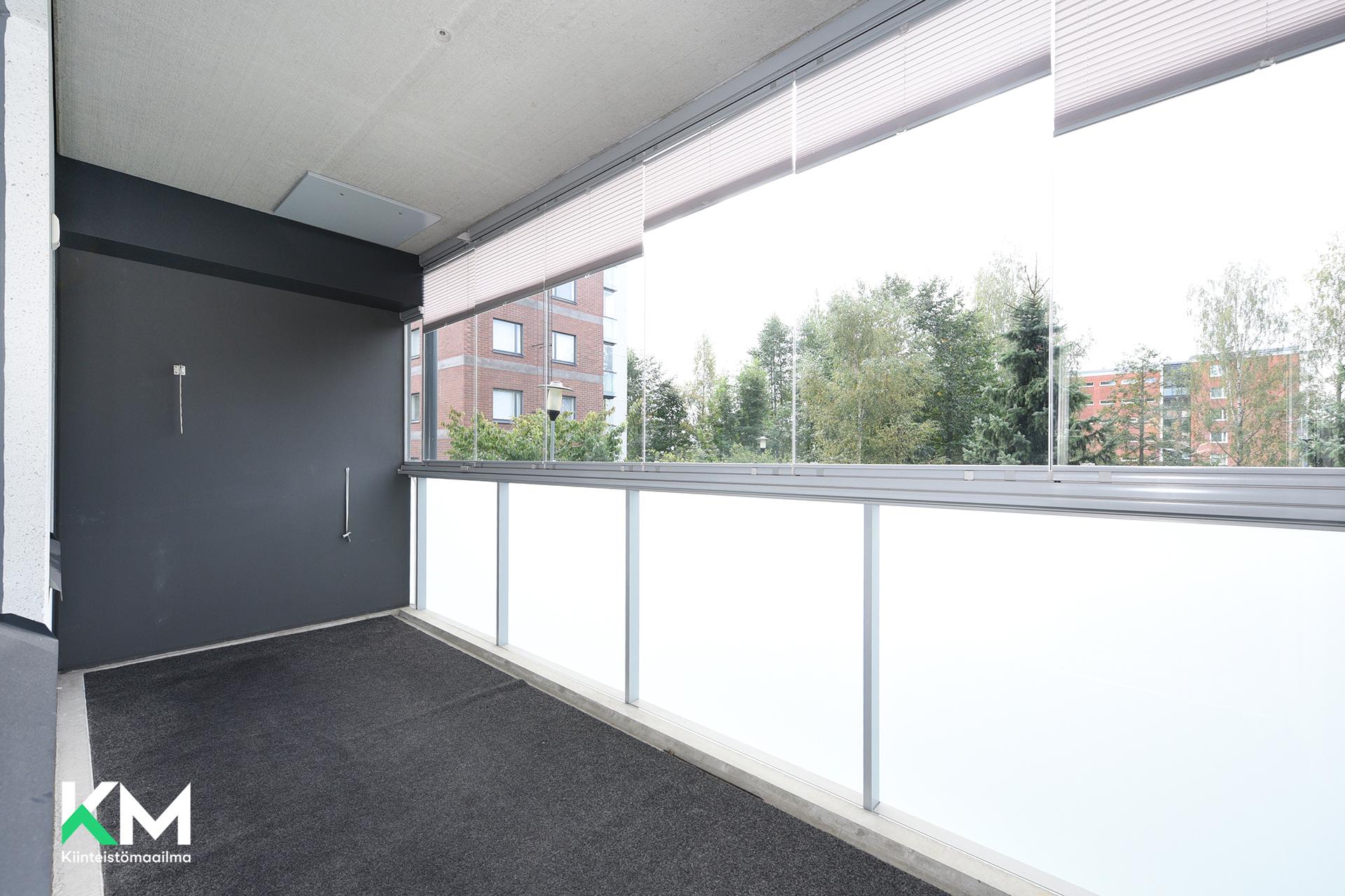 Radansivunkatu 10, Asemantausta, Lahti