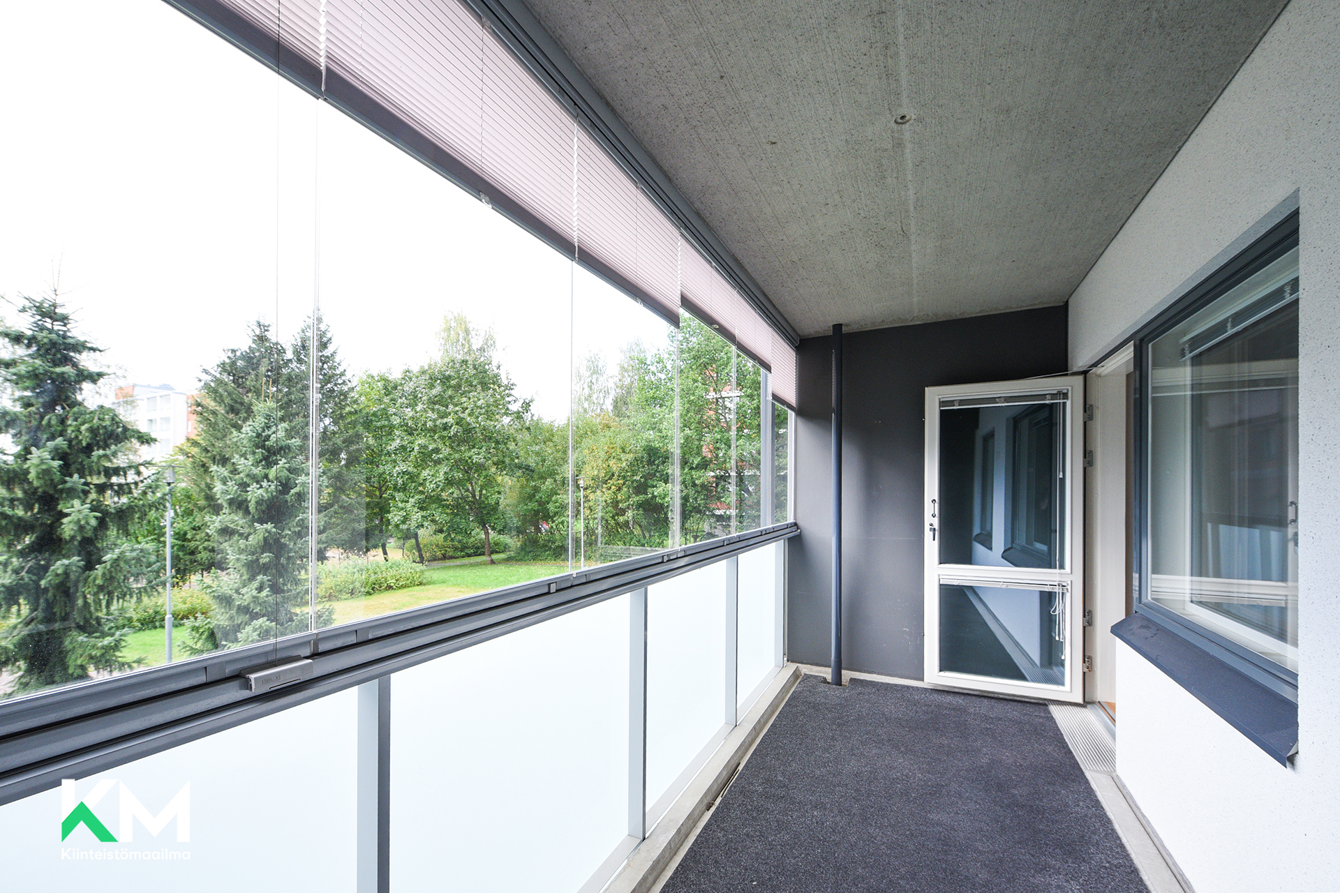 Radansivunkatu 10, Asemantausta, Lahti
