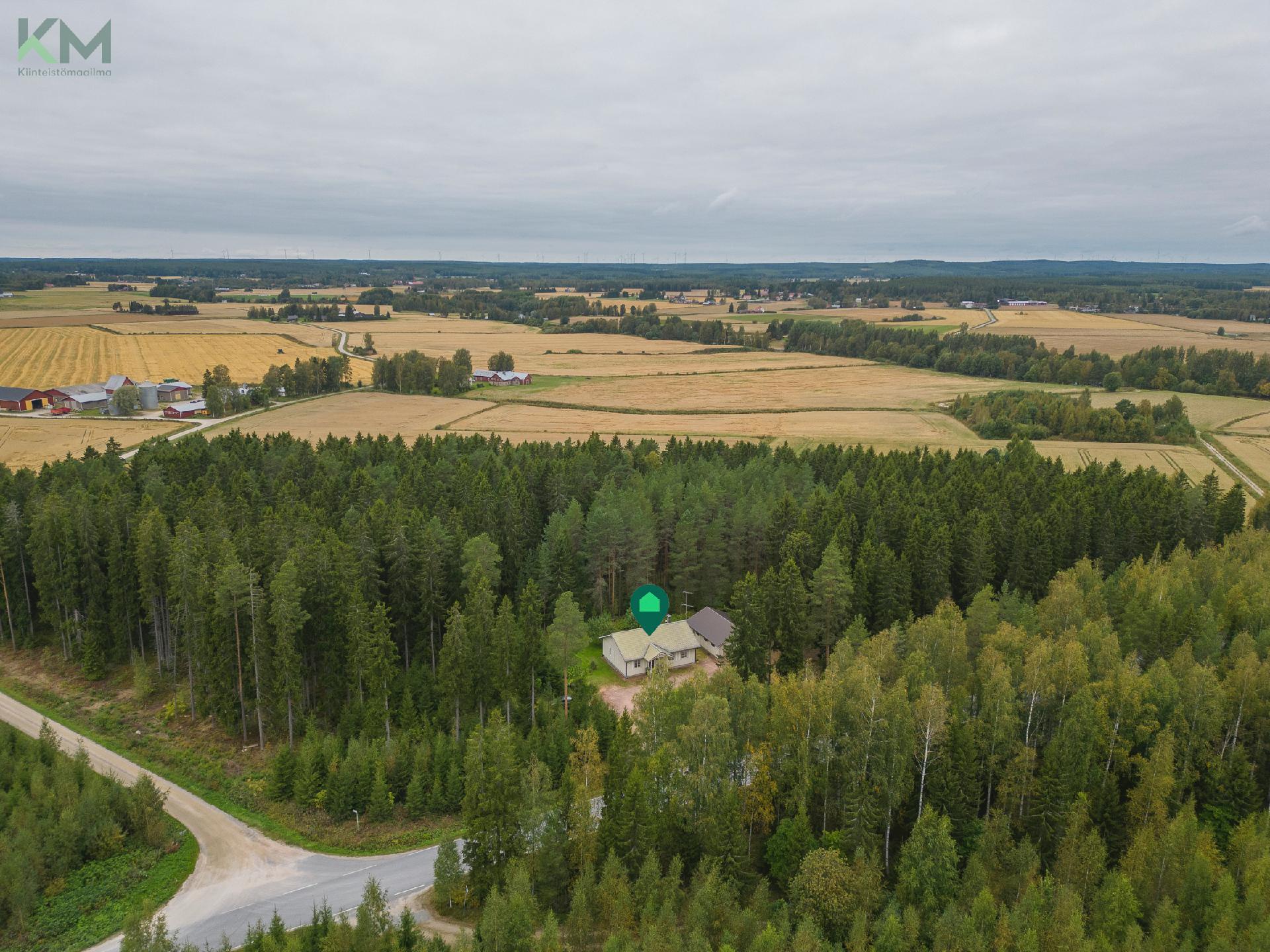 Säntintie 215, Mieto, Kurikka